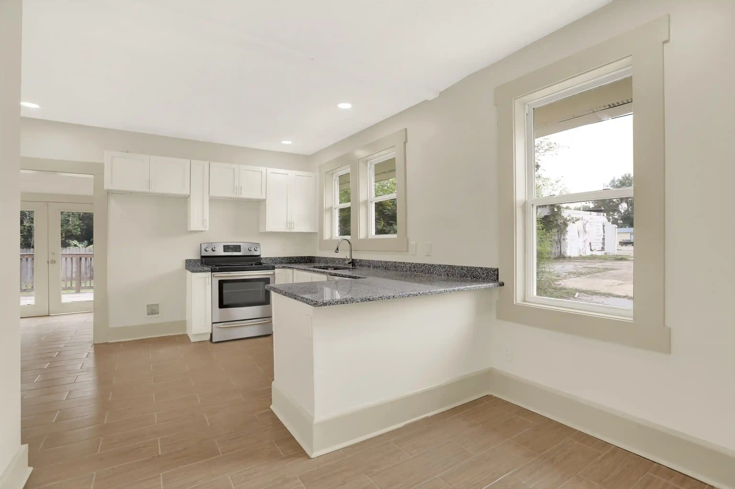 3rd image of 862 N Evergreen St, Memphis, TN 38107 | MLS# 10220109