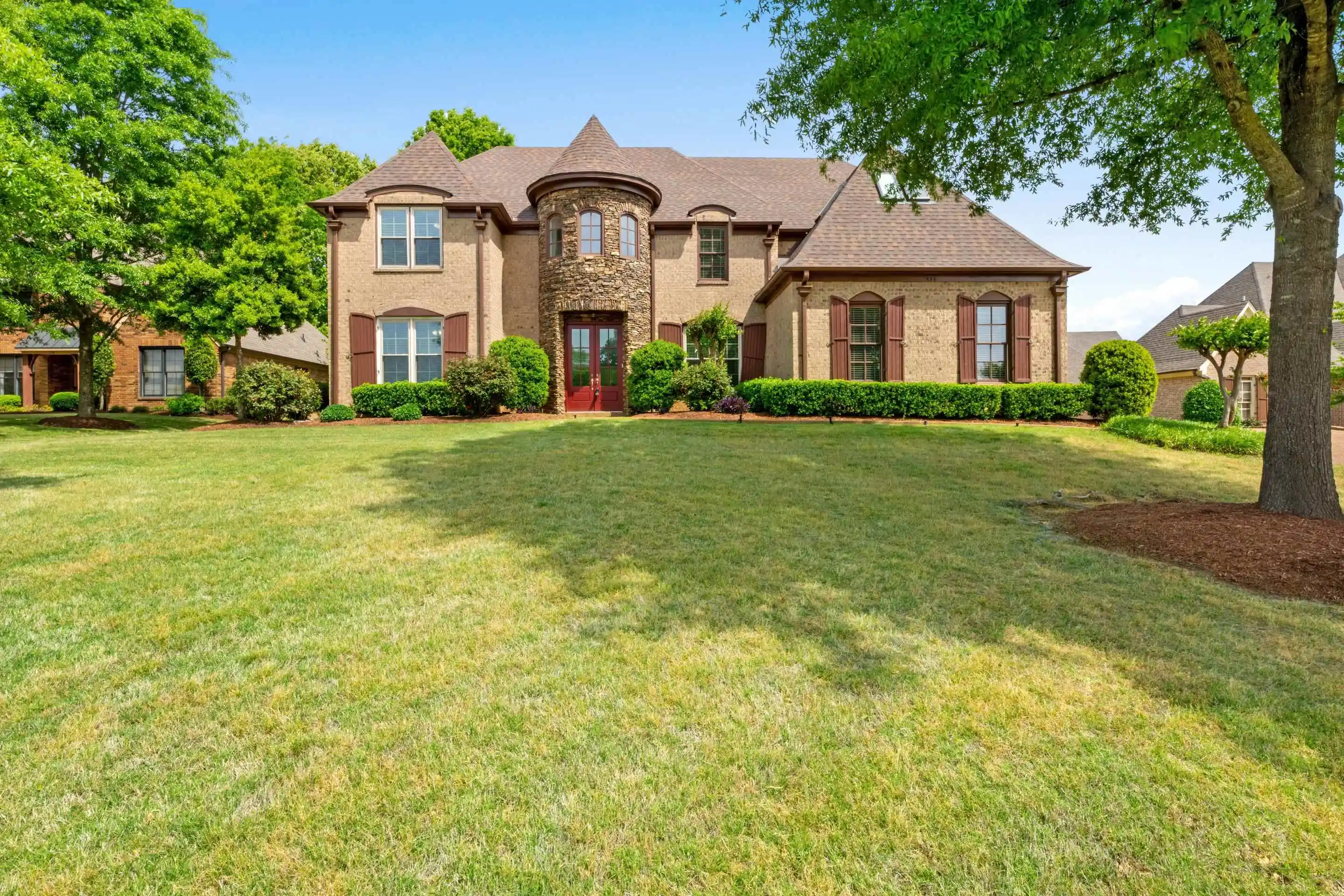 Photo 1 of Single family home for sale at 530 Winding Valley Ln, Collierville, TN 38017 | MLS# 10220112 | Listing updated on 2026-08-26