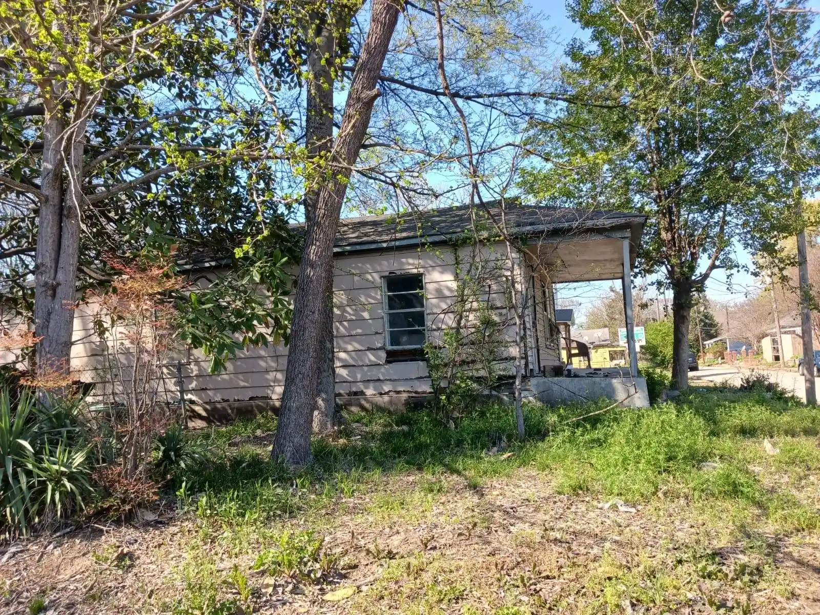 3rd image of 1327 Nicholas St, Memphis, TN 38107 | MLS# 10220150