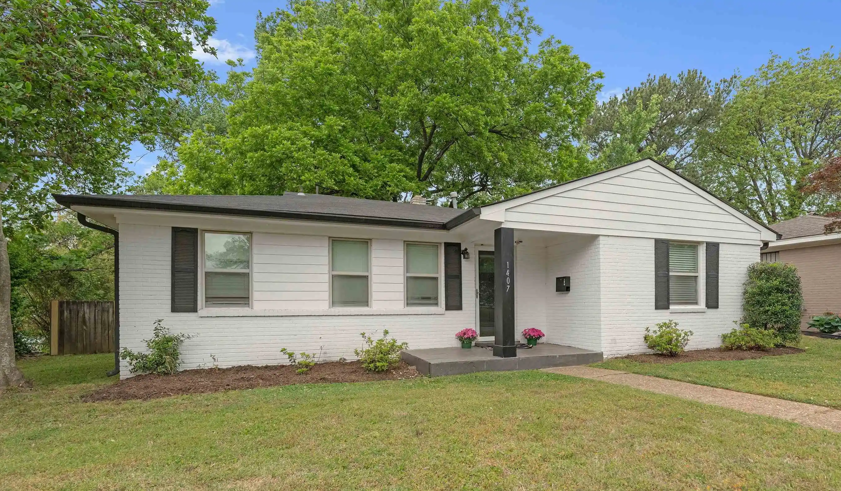 1st image of 1407 Ivy Rd, Memphis, TN 38117 | MLS# 10220170