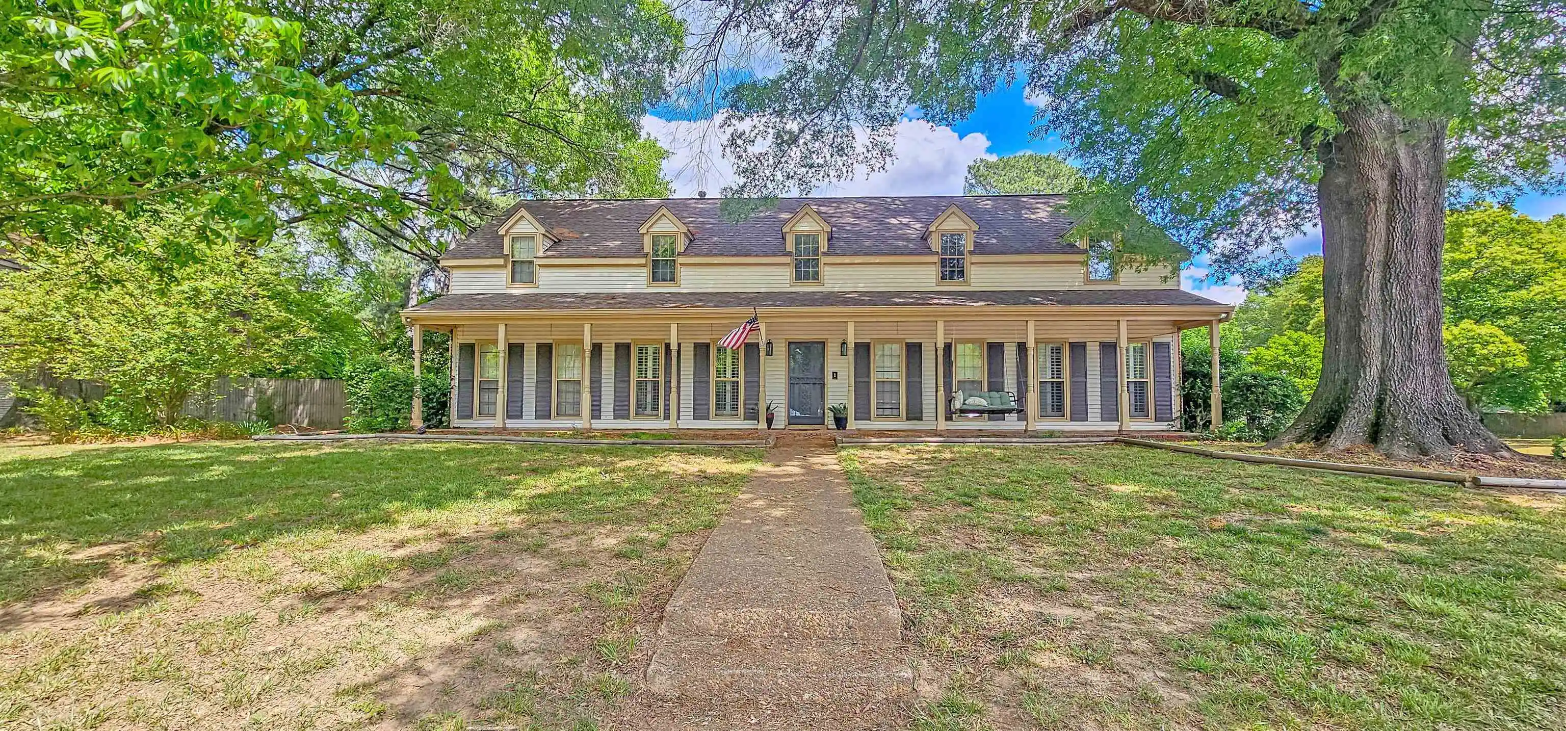 Photo 1 of Single family home for sale at 2254 Kirby Pky, Memphis, TN 38119 | MLS# 10220223 | Listing updated on 2026-09-11