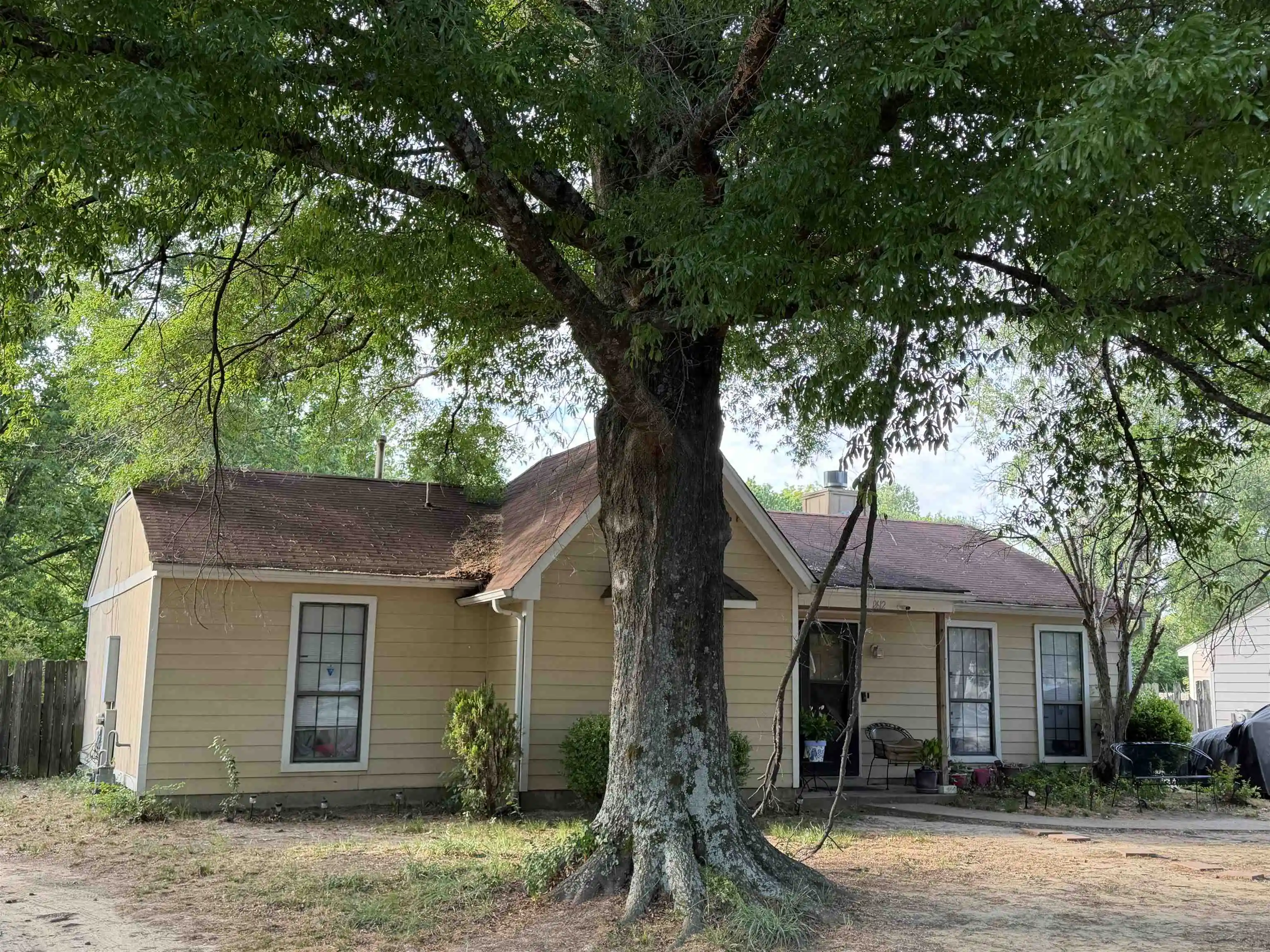 Single family home for sale at 2612 Dromedary Dr, Memphis, TN 38133 | MLS# 10220228