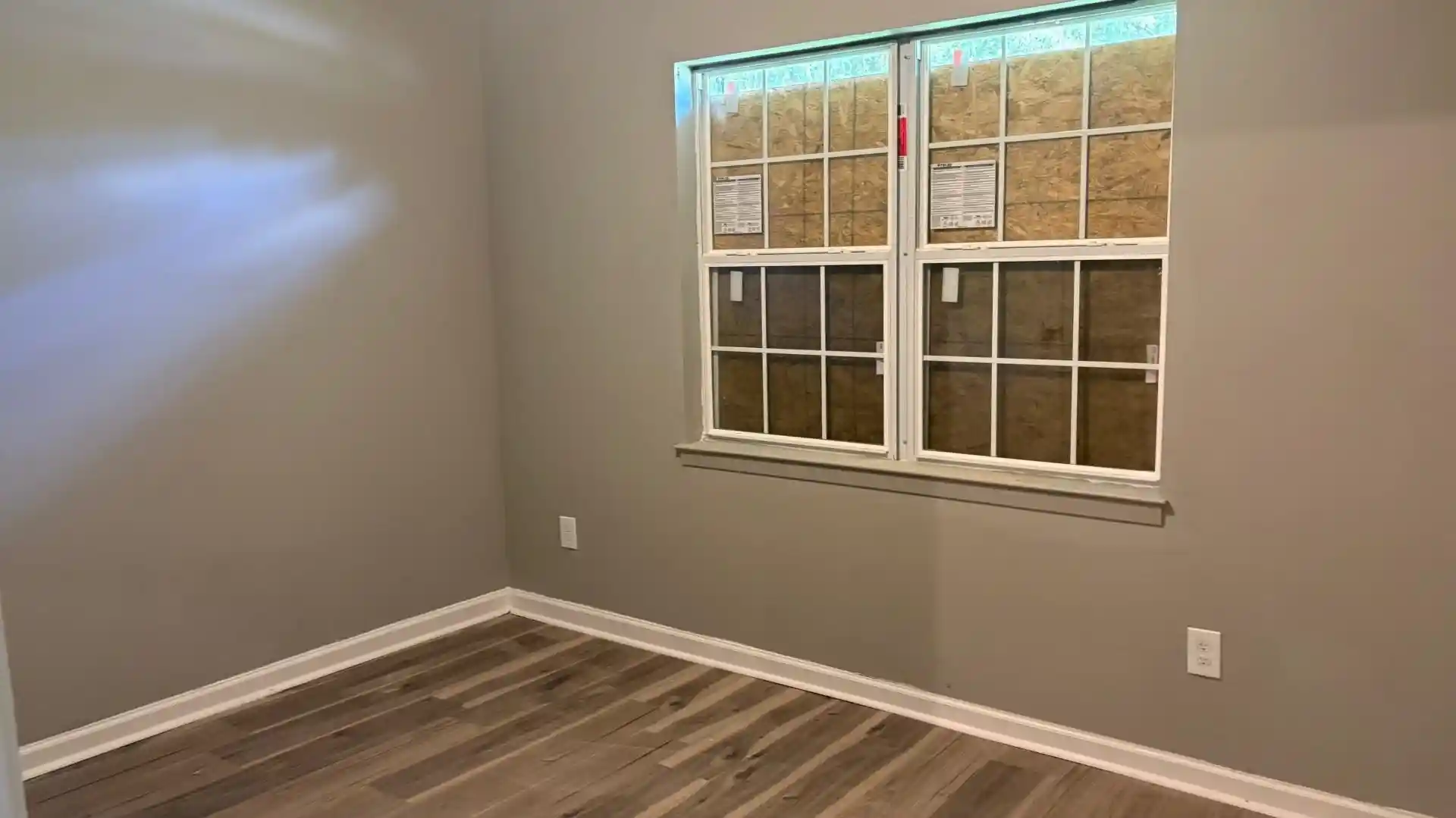 Photo 3 of Single family home for sale at 1889 Marjorie St, Memphis, TN 38106 | MLS# 10220337 | Listing updated on 2026-08-31