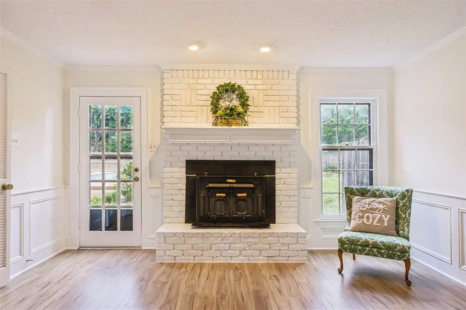 2nd image of 8832 Aldershot Dr, Germantown, TN 38139 | MLS# 10220382