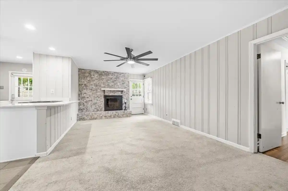 3rd image of 1594 Dorset Dr, Memphis, TN 38117 | MLS# 10220442