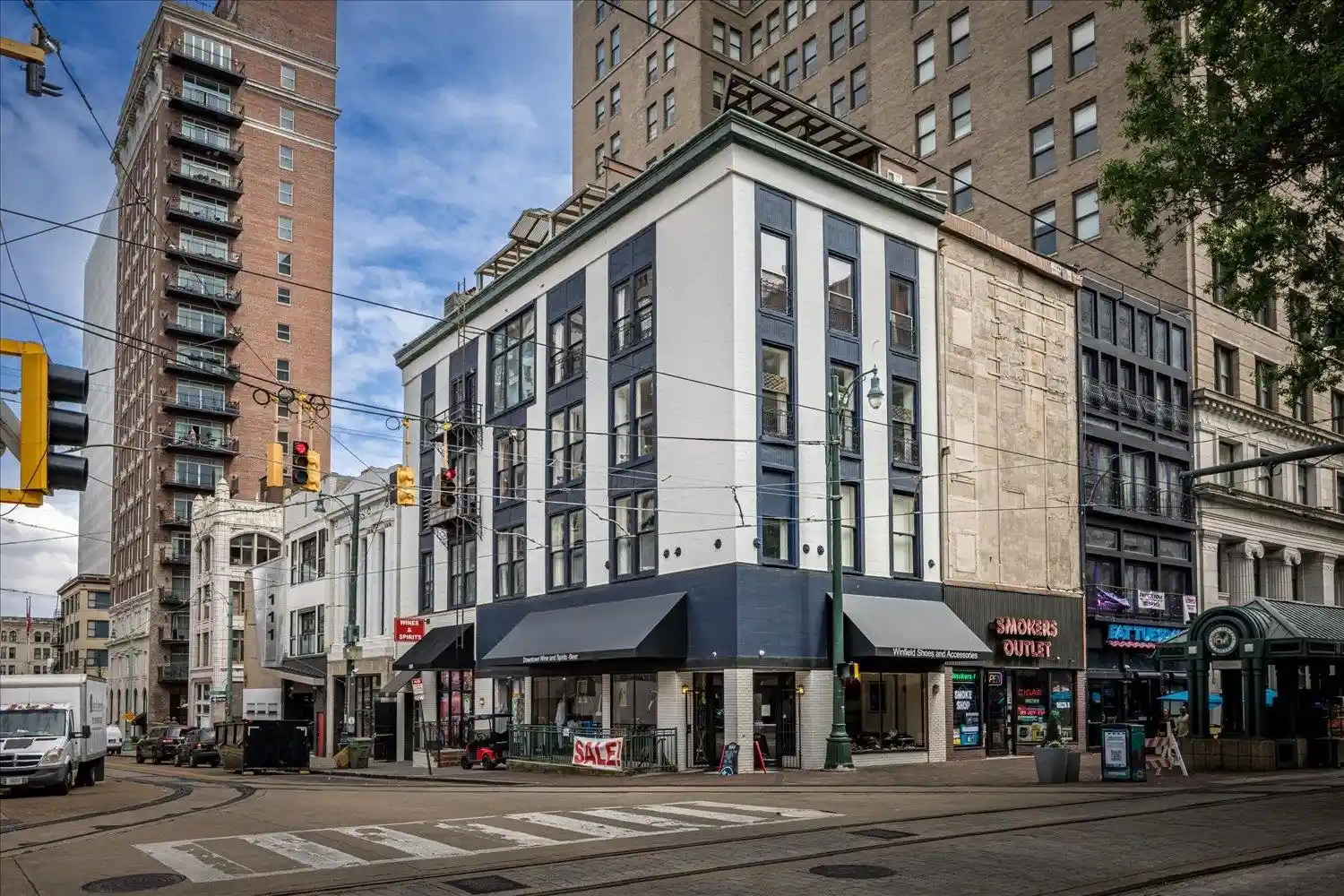 Photo 1 of Condo for sale at 107 Madison Ave #401, Memphis, TN 38103 | MLS# 10220543 | Listing updated on 2026-05-01