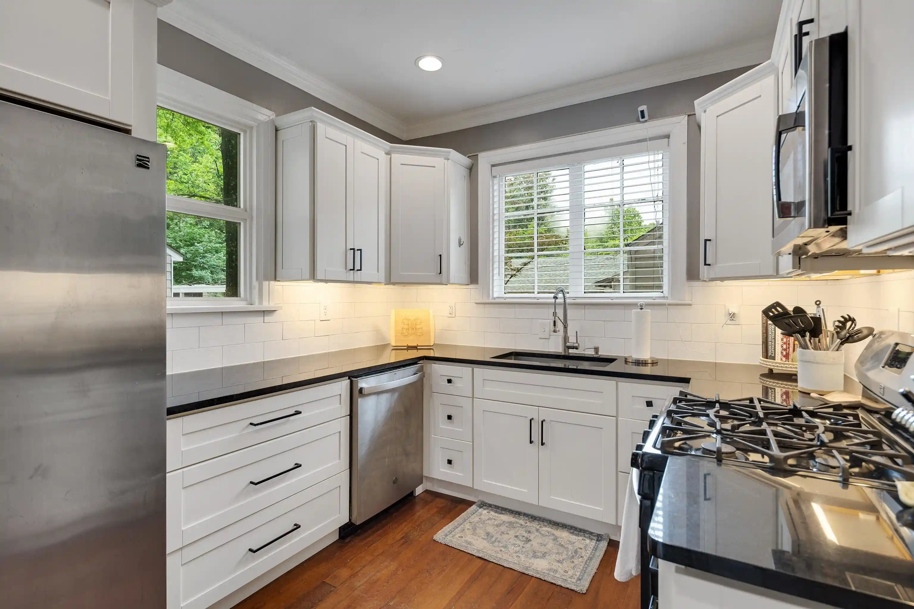 2nd image of 555 S Holmes St, Memphis, TN 38111 | MLS# 10220548