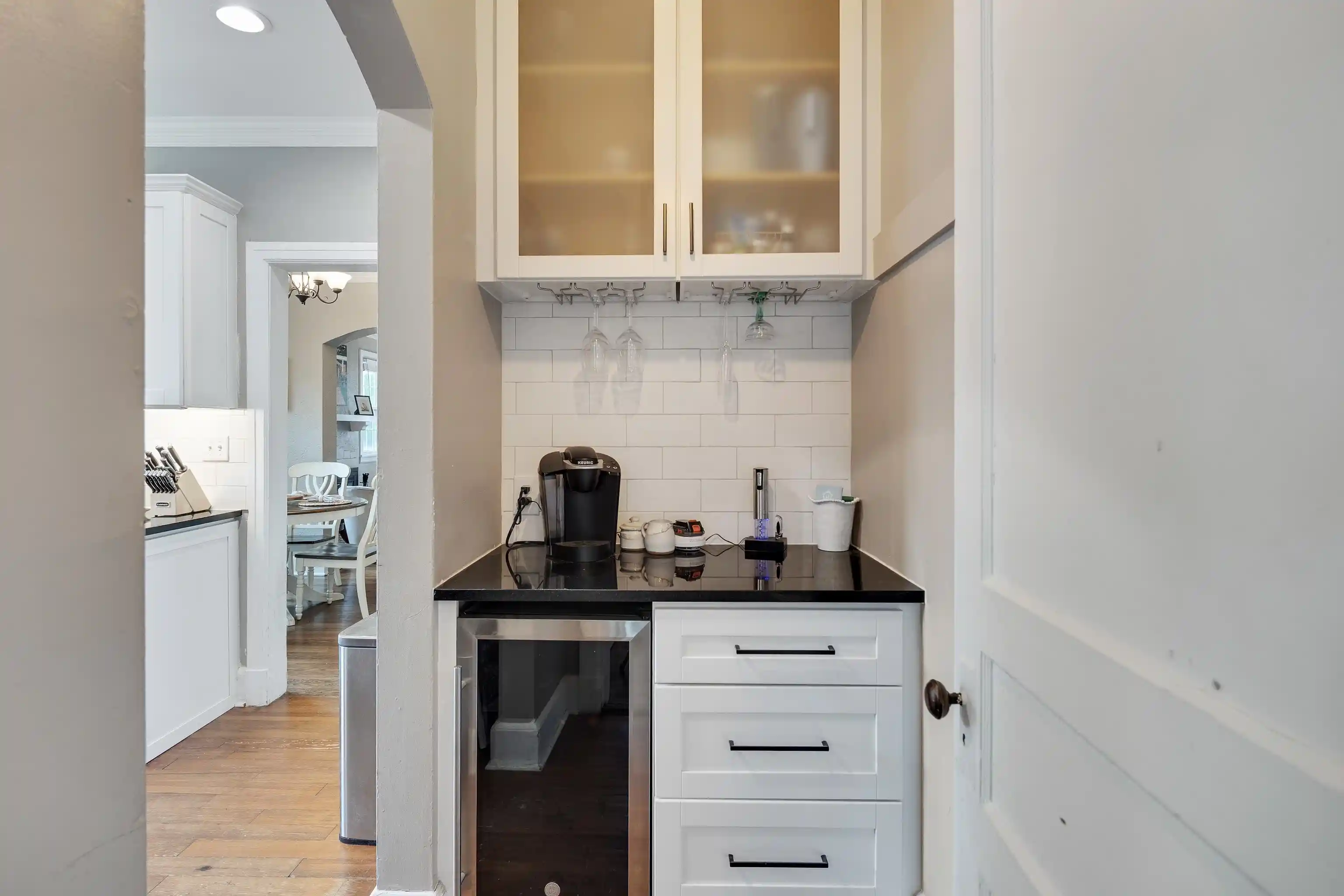Photo 3 of Sale Pending at 555 S Holmes St, Memphis, TN 38111 | MLS# 10220548 | Listing updated on 2026-09-21