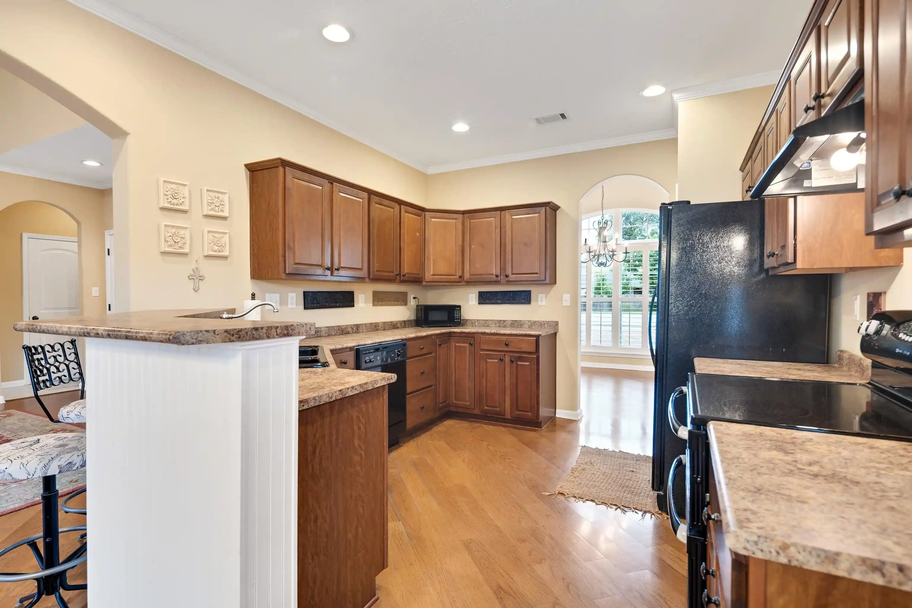 2nd image of 1682 Newton Oak Cv, Memphis, TN 38117 | MLS# 10220582