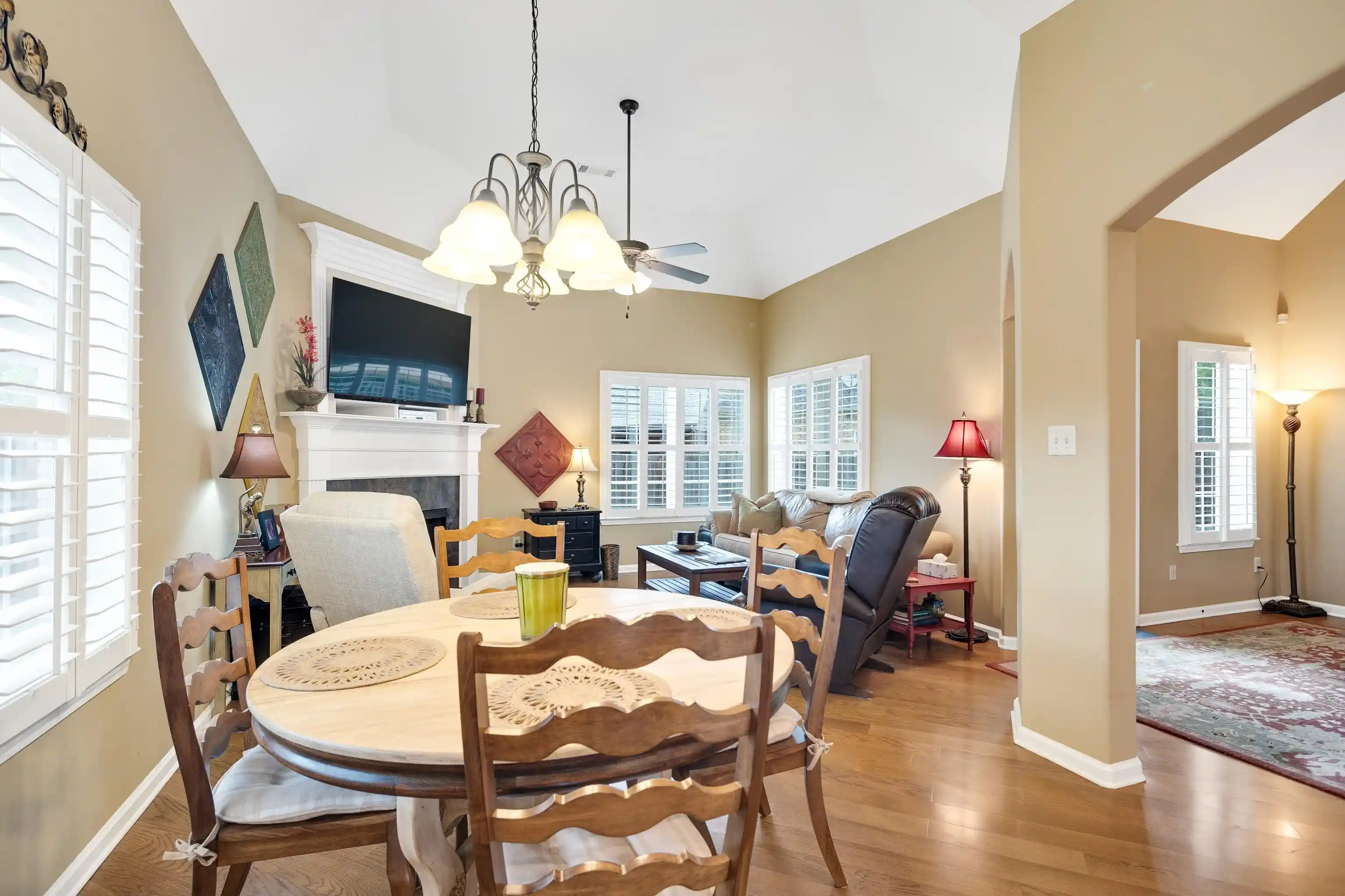 4th image of 1682 Newton Oak Cv, Memphis, TN 38117 | MLS# 10220582