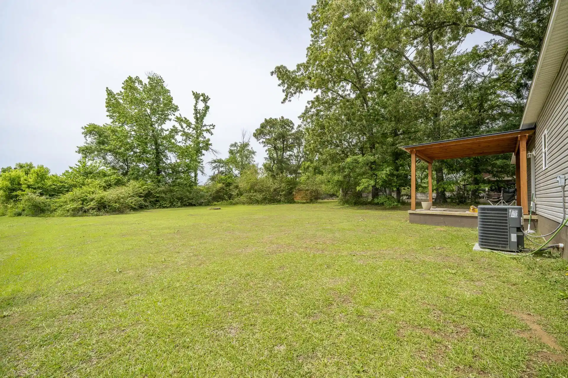 2nd image of 525 Patterson Rd, Savannah, TN 38372 | MLS# 10220585