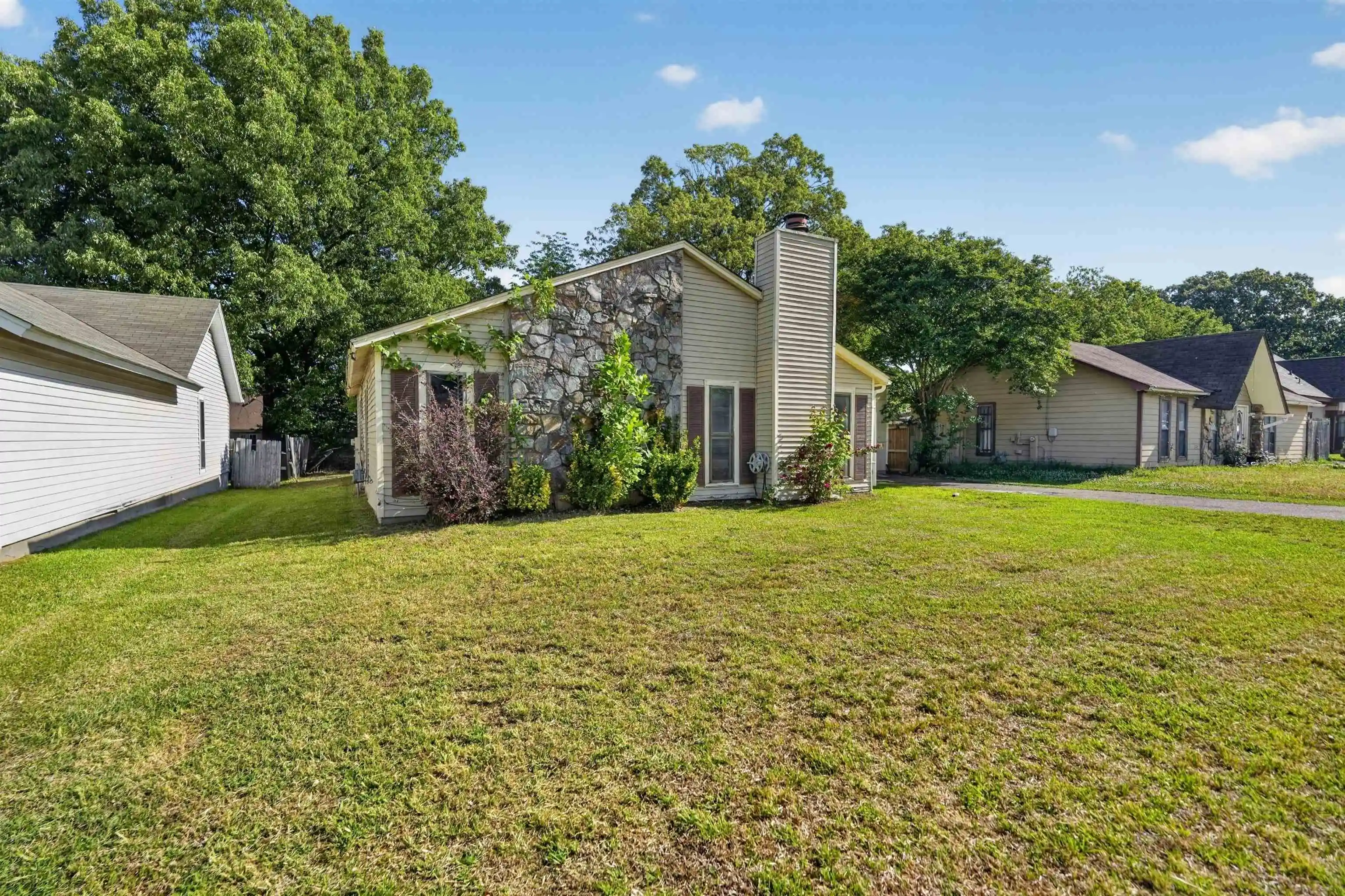 4th image of 3372 Spring Shadow Dr, Memphis, TN 38118 | MLS# 10220606
