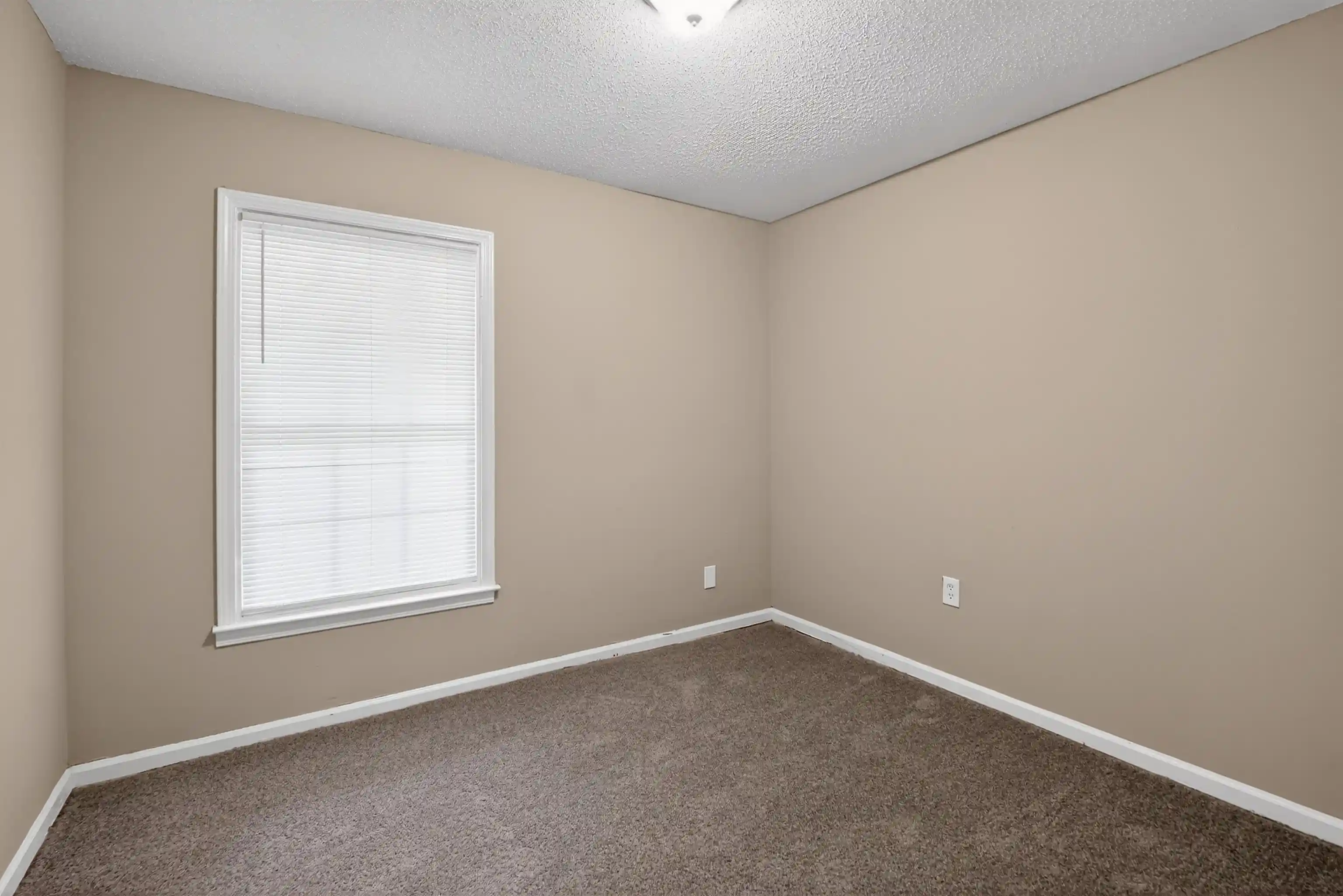 Photo 4 of Sale Pending at 2328 Millbrook Ave, Memphis, TN 38127 | MLS# 10220623 | Listing updated on 2026-09-11