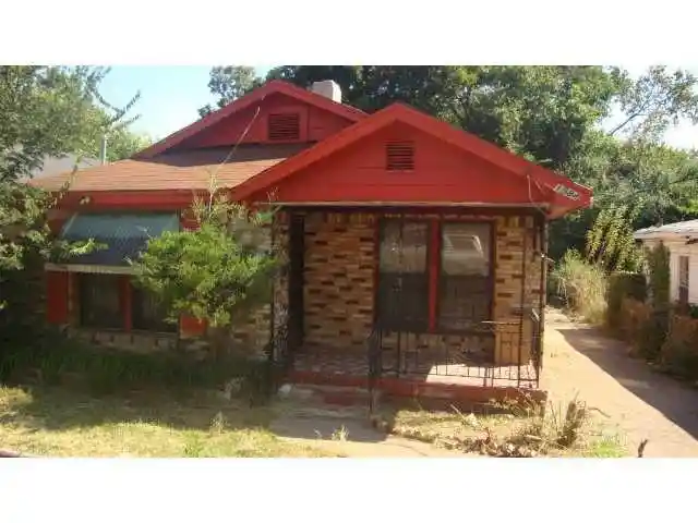 Photo 1 of Single family home for sale at 1584 Carpenter St, Memphis, TN 38108 | MLS# 10220639 | Listing updated on 2026-05-01