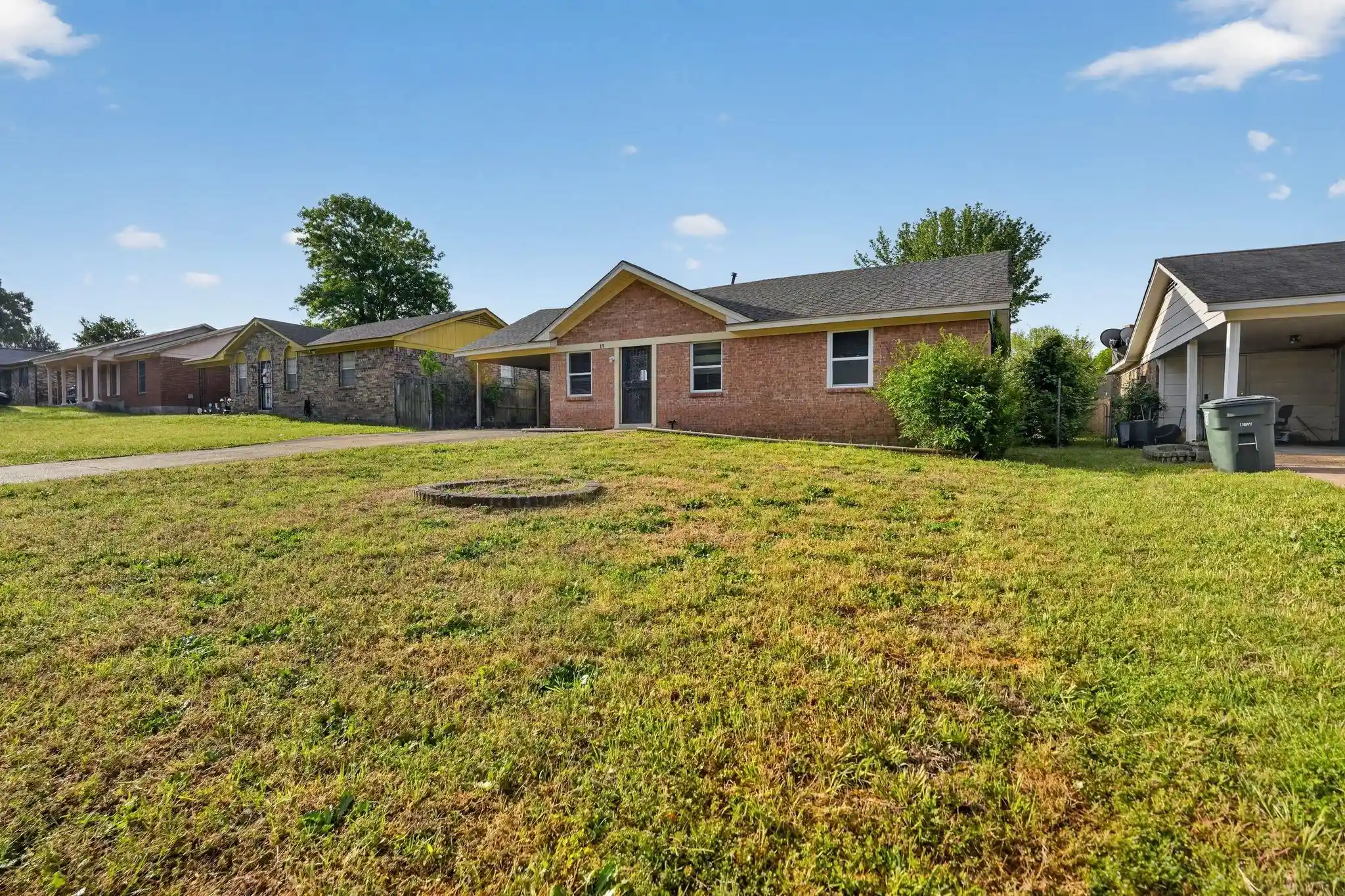 3rd image of 19 Lydgate Ave, Memphis, TN 38109 | MLS# 10220655