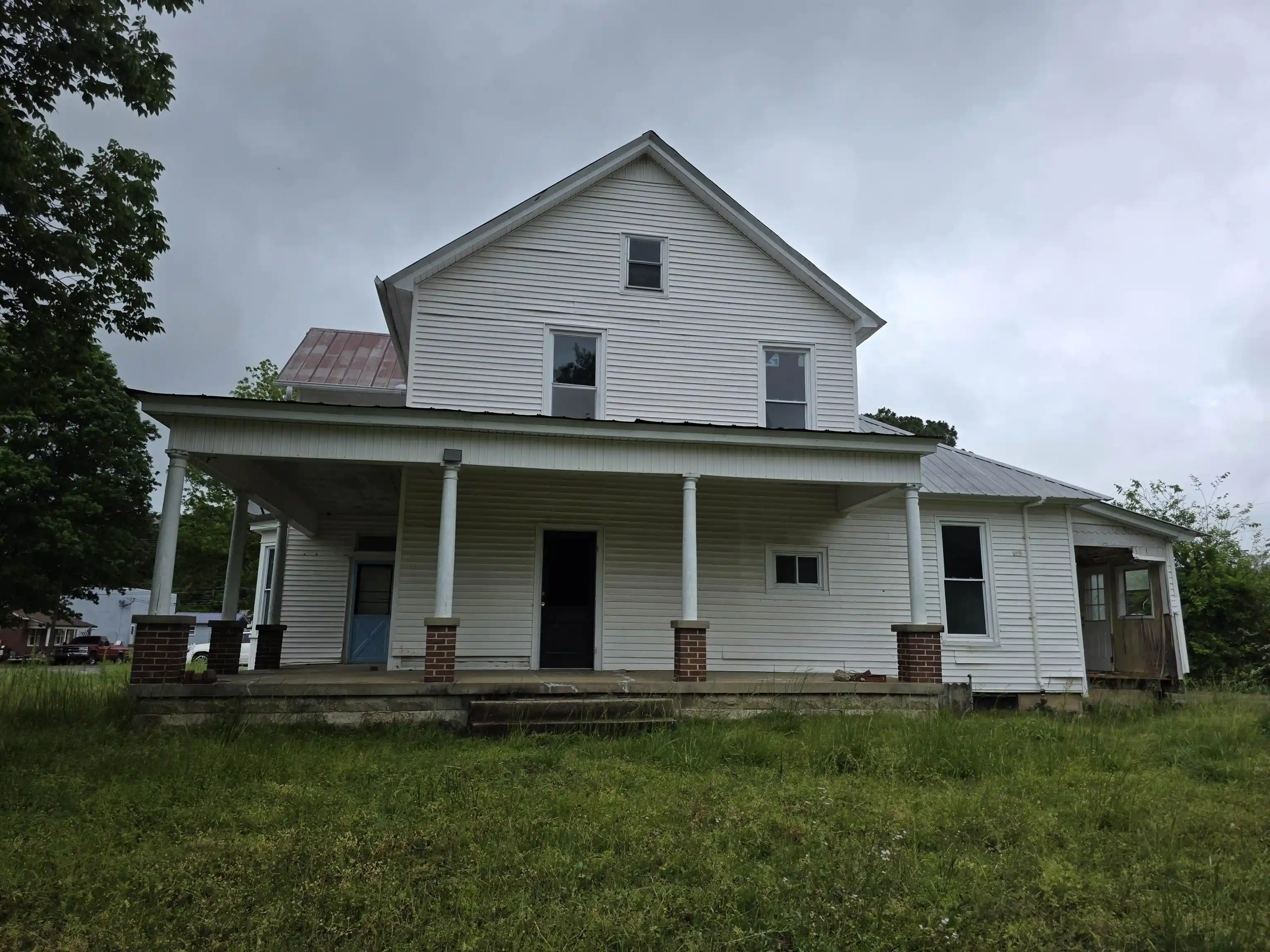 Homes for sale in Waverly, TN | 101 Slayden Ave, Waverly, TN 37185 | MLS# 10220659