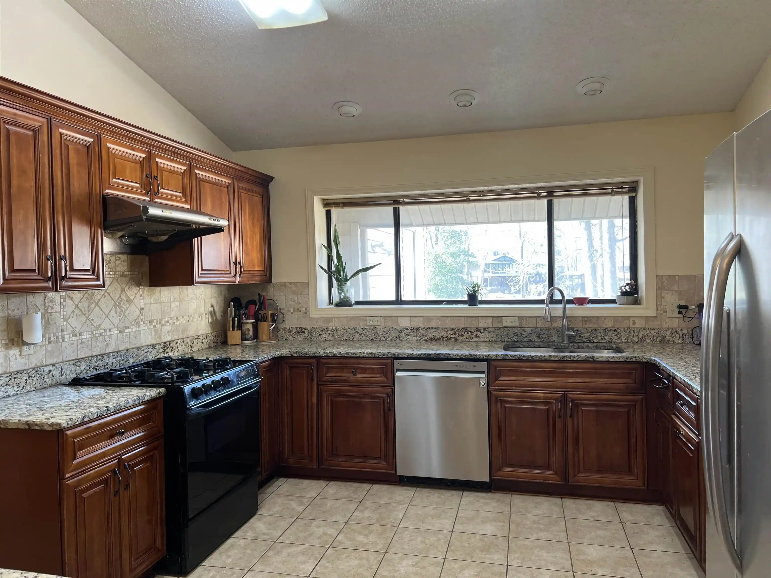 2nd image of 3953 Otter Dr, Memphis, TN 38128 | MLS# 10220703