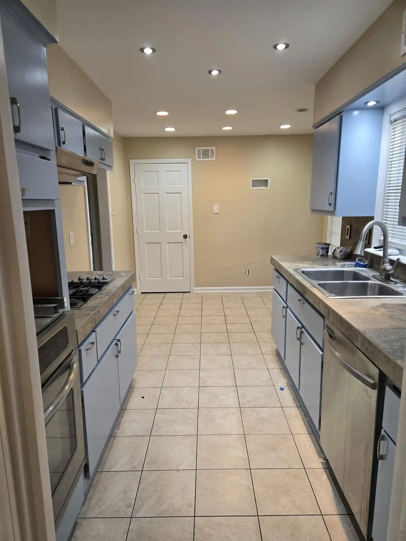 Photo 3 of Townhouse for sale at 3212 Whitney Ave, Memphis, TN 38128 | MLS# 10220720 | Listing updated on 2026-08-09
