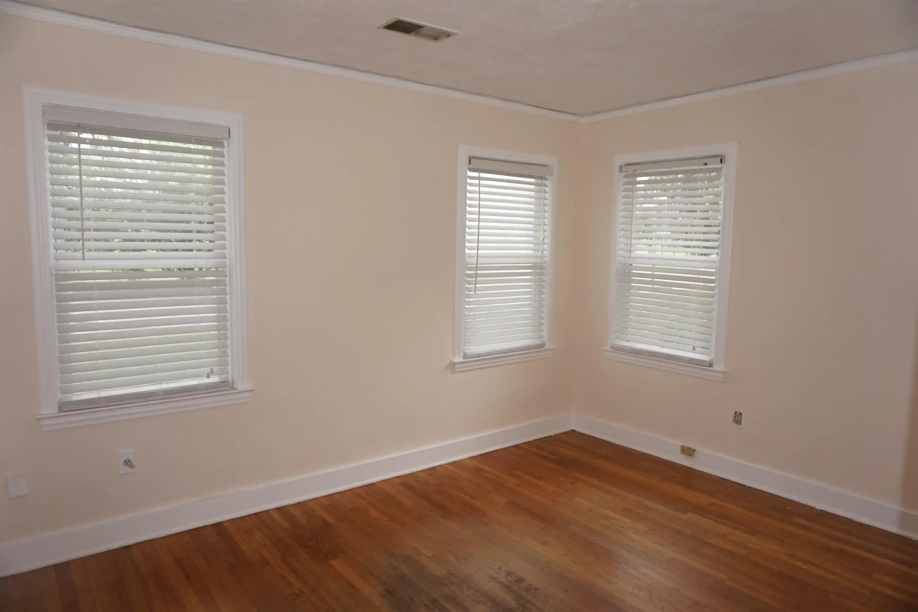 19th image of 797 University St, Memphis, TN 38107 | MLS# 10220723