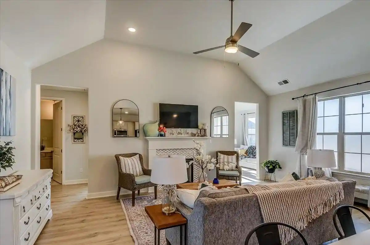 4th image of 8705 Bedfordshire Dr, Memphis, TN 38133