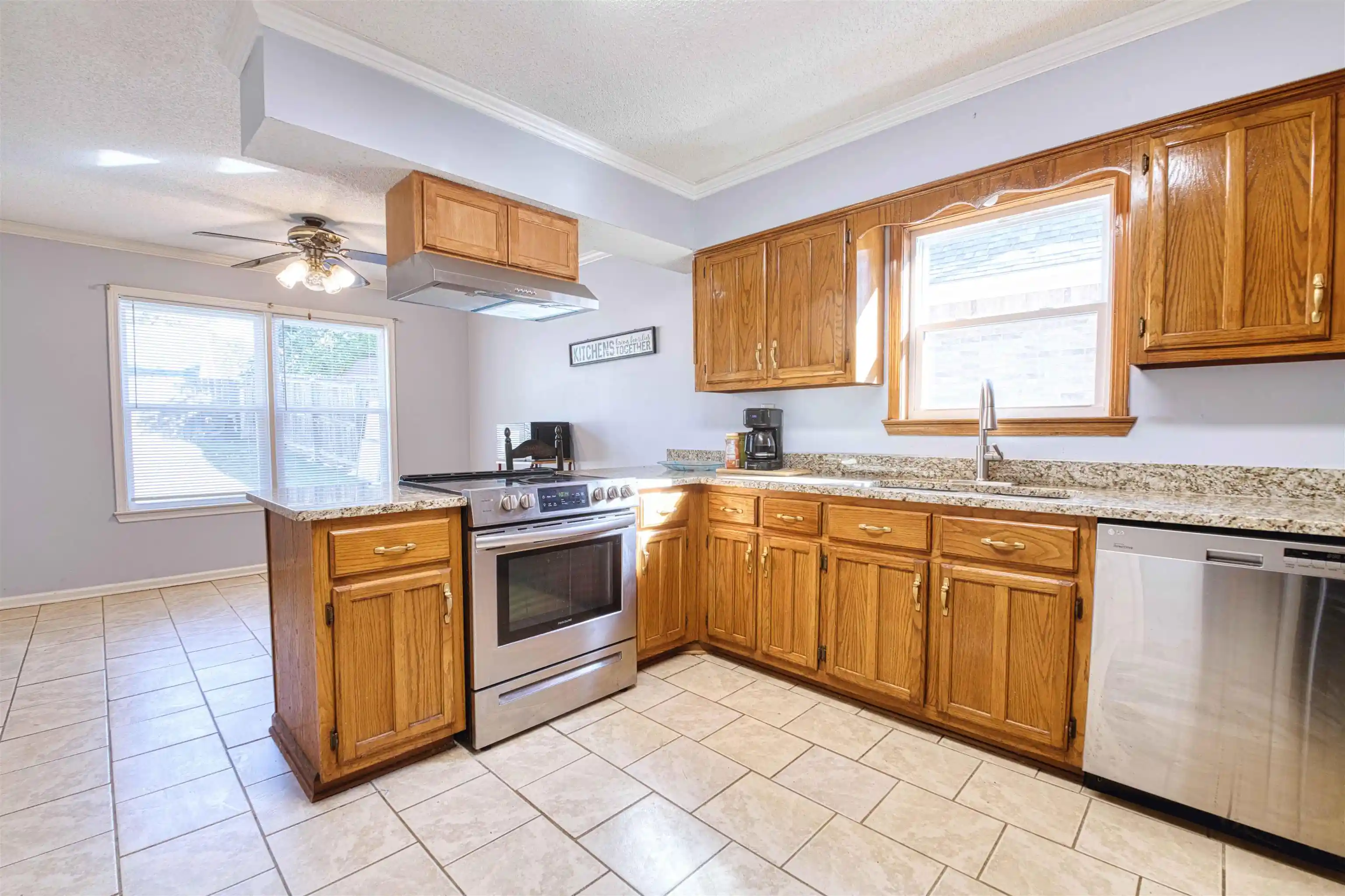 2nd image of 6348 Eastbrier Dr, Bartlett, TN 38135 | MLS# 10220776