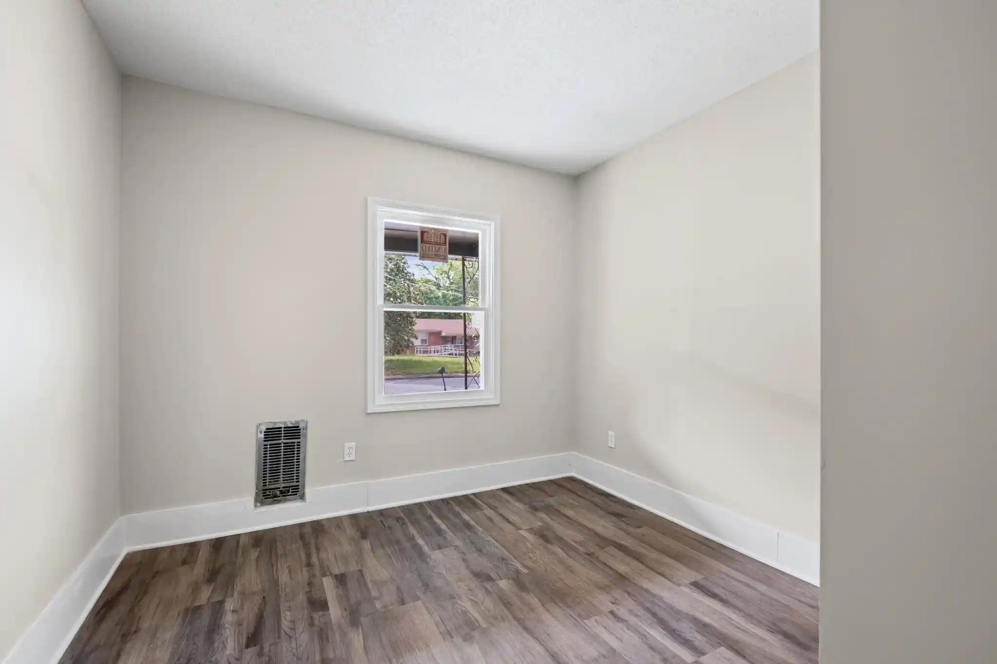 Photo 3 of Sale Pending at 3768 Alma Dr, Memphis, TN 38127 | MLS# 10220787 | Listing updated on 2026-07-03