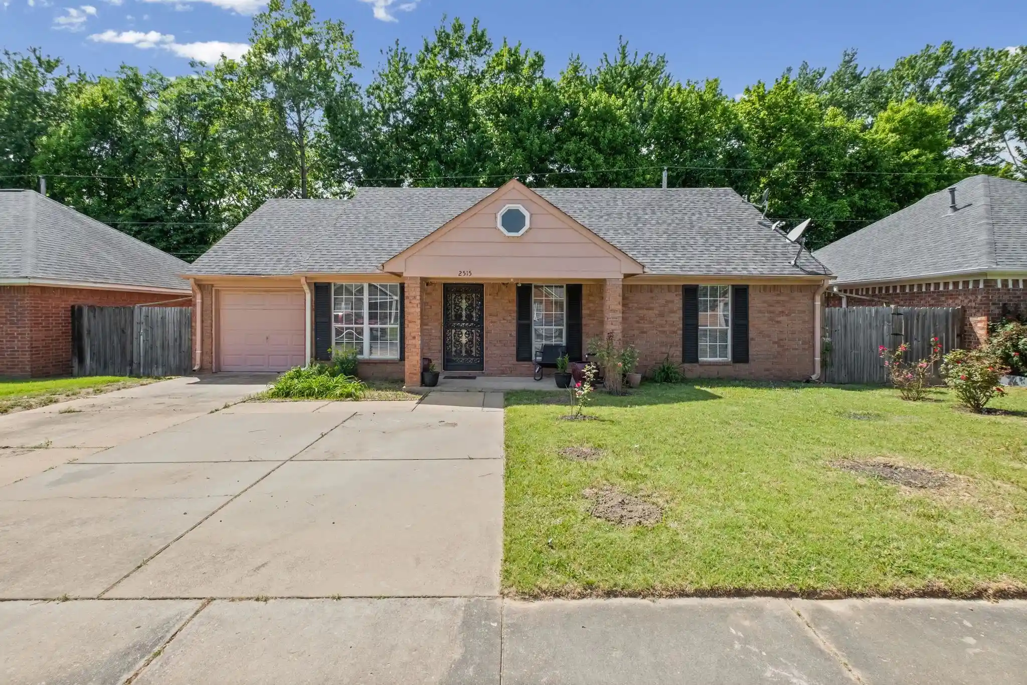 1st image of 2515 Parkview Dr, Memphis, TN 38128 | MLS# 10220789