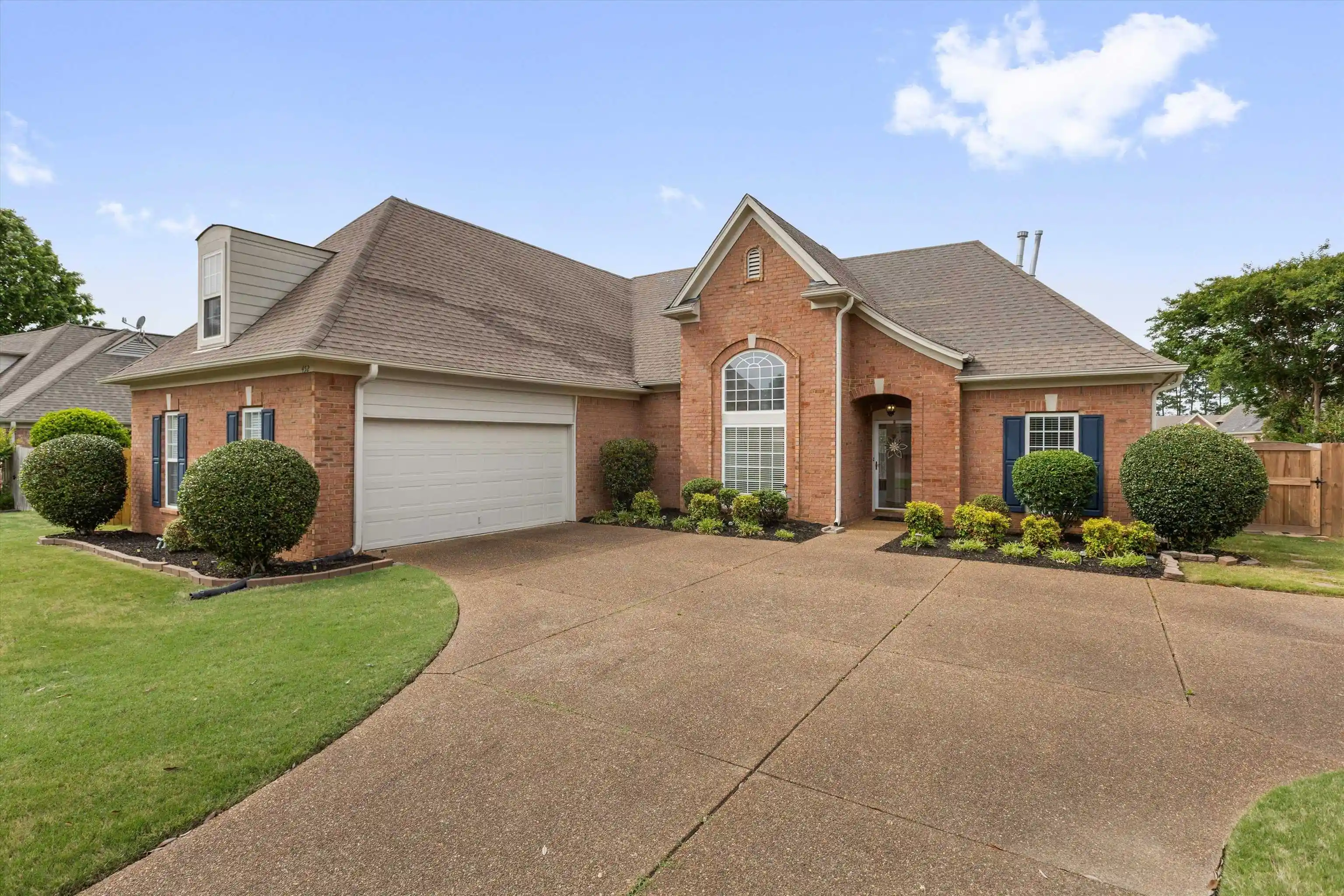 Homes for sale in Collierville, TN | 452 Glenogle Ln, Collierville, TN 38017 | MLS# 10220798