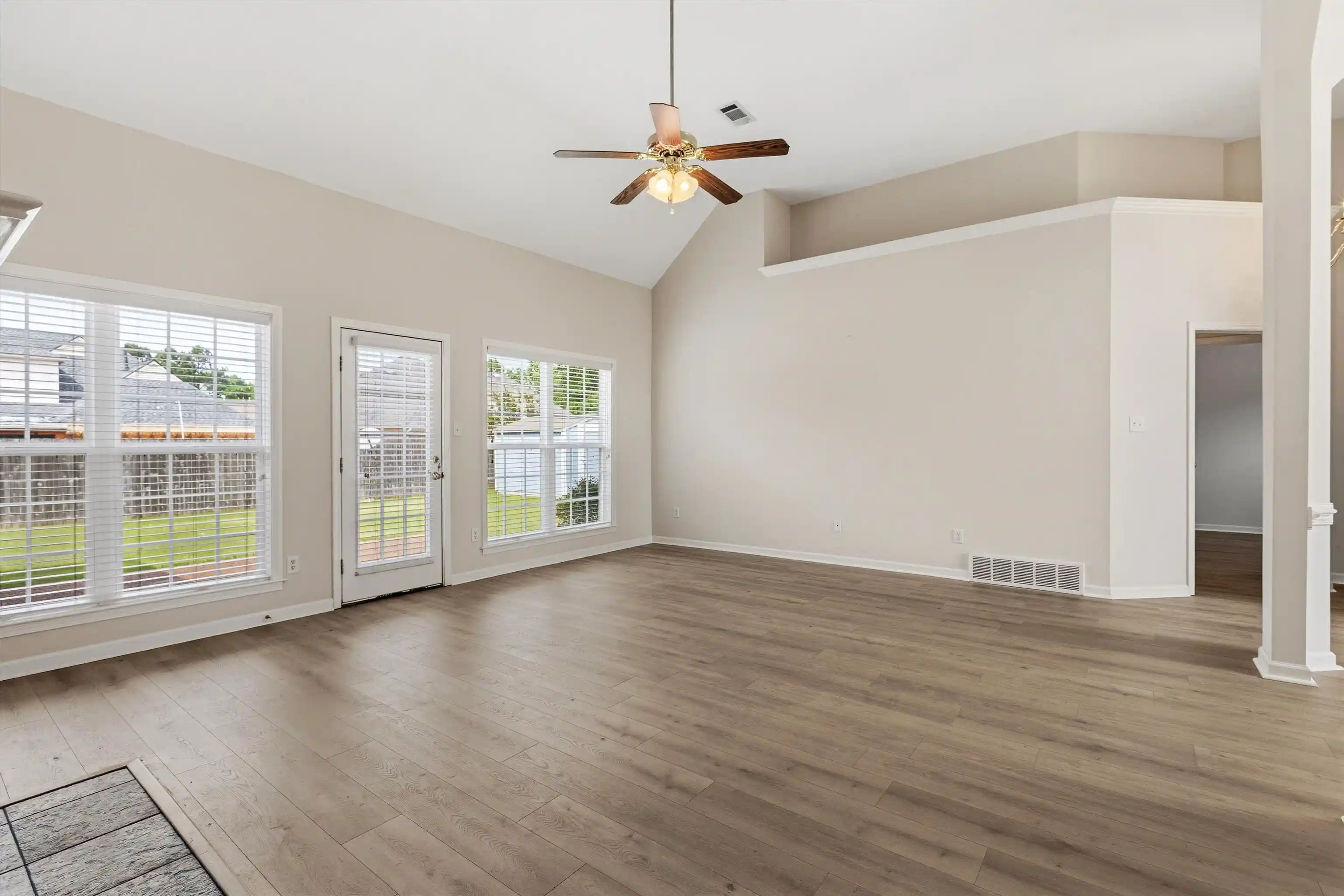 Homes for sale in Collierville, TN | 452 Glenogle Ln, Collierville, TN 38017 | MLS# 10220798