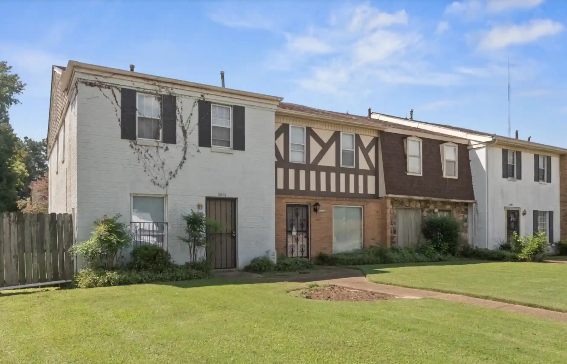 Photo 1 of Condo for sale at 5573 Pleasant View Dr #35, Memphis, TN 38134 | MLS# 10220807 | Listing updated on 2026-09-15