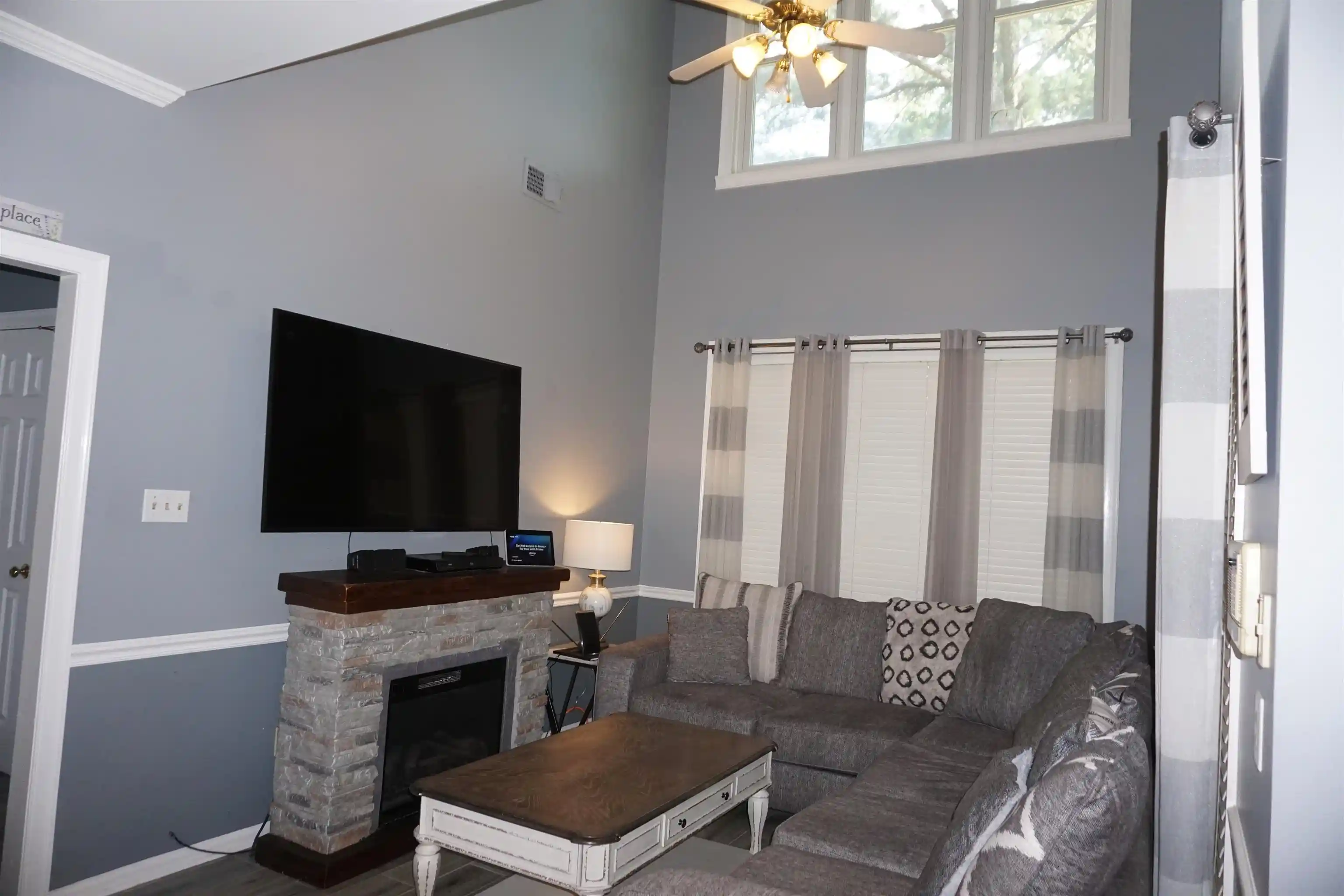 Photo 2 of Single family home for sale at 1389 Cedar Holw Dr, Cordova, TN 38016 | MLS# 10220878 | Listing updated on 2026-09-15