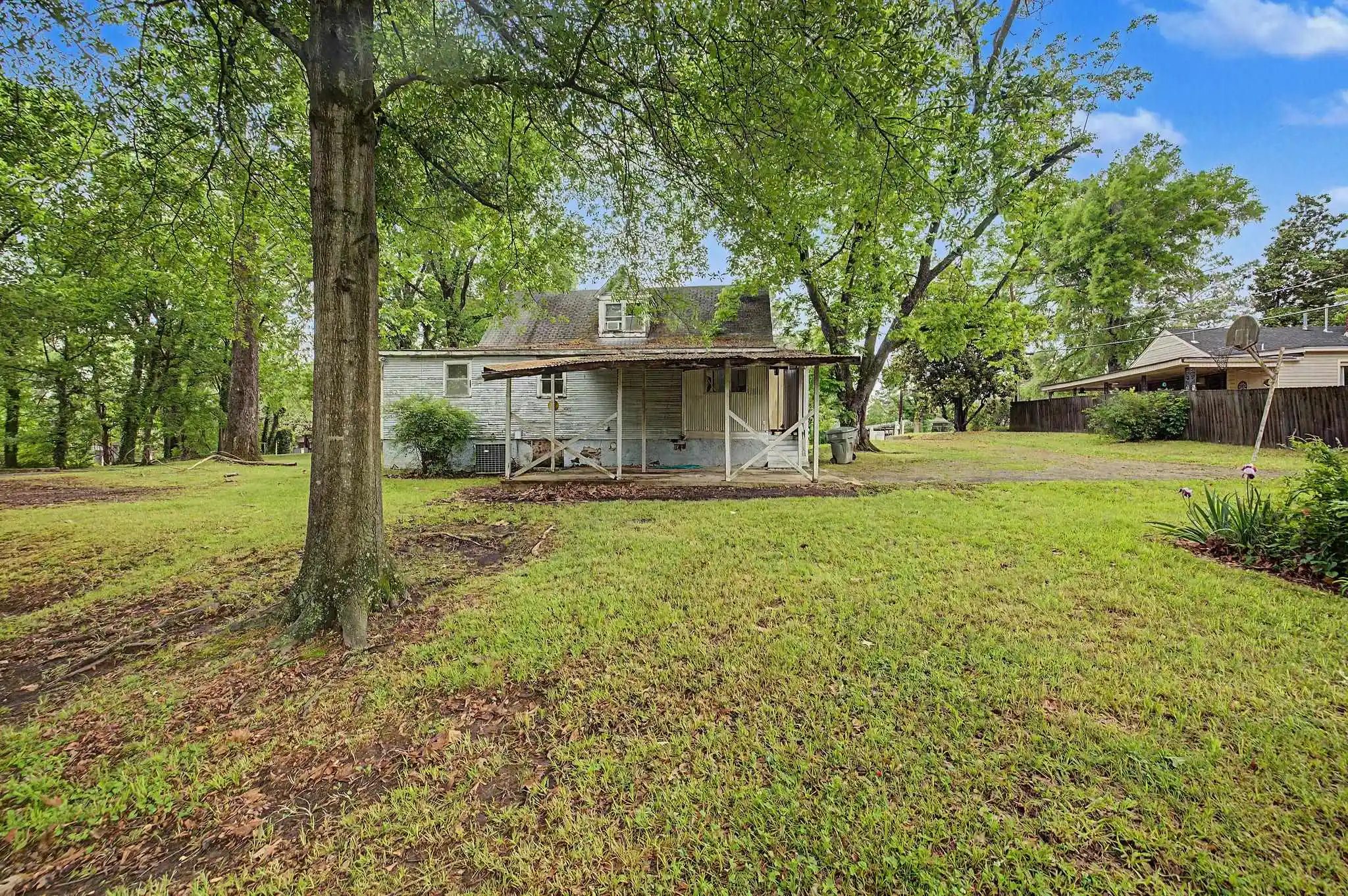 Photo 3 of Condo for sale at 790 Colonial Rd, Memphis, TN 38117 | MLS# 10220894 | Listing updated on 2026-08-10