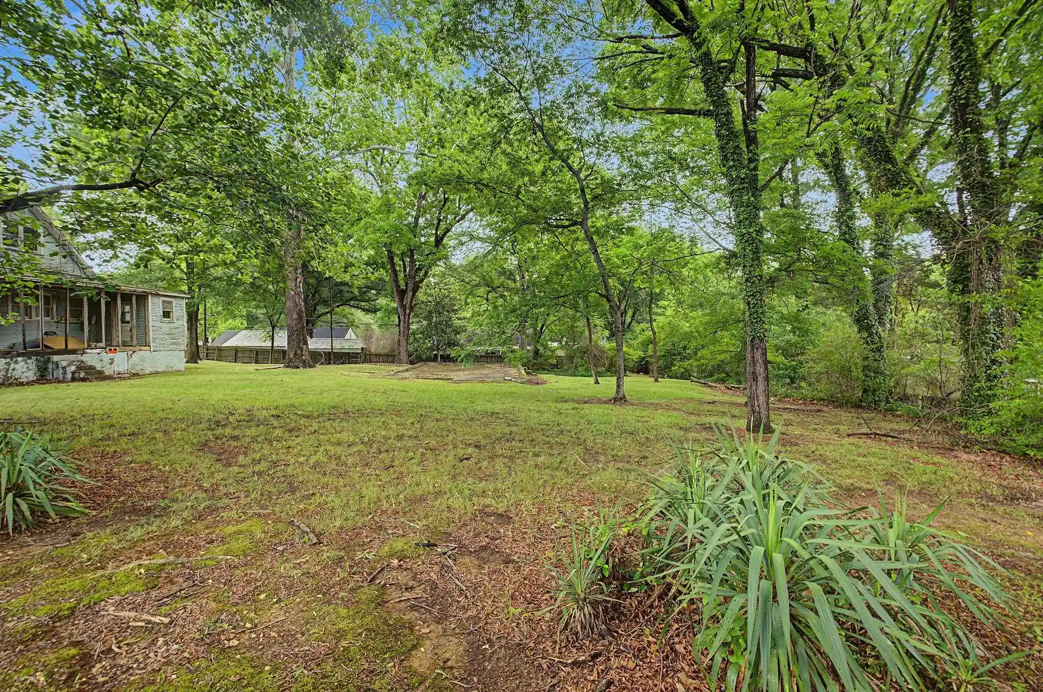 Photo 4 of Condo for sale at 790 Colonial Rd, Memphis, TN 38117 | MLS# 10220894 | Listing updated on 2026-08-10