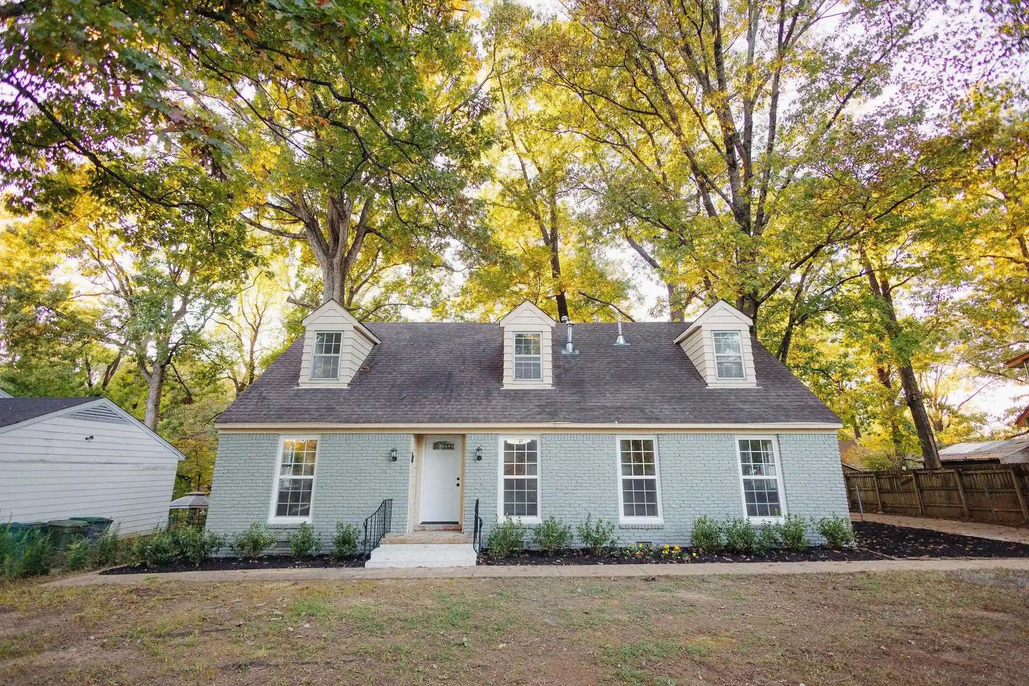 1st image of 3217 Joslyn St, Memphis, TN 38128 | MLS# 10220907