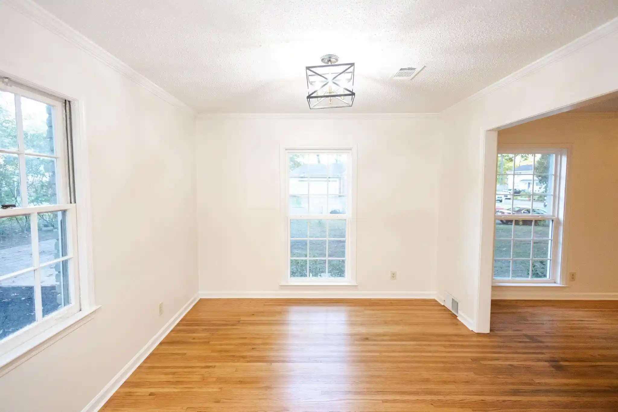 3rd image of 3217 Joslyn St, Memphis, TN 38128 | MLS# 10220907