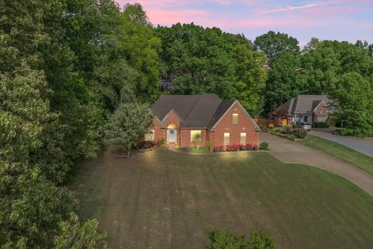 Homes for sale in Atoka, TN | 375 Leggett Dr, Atoka, TN 38004 | MLS# 10221055