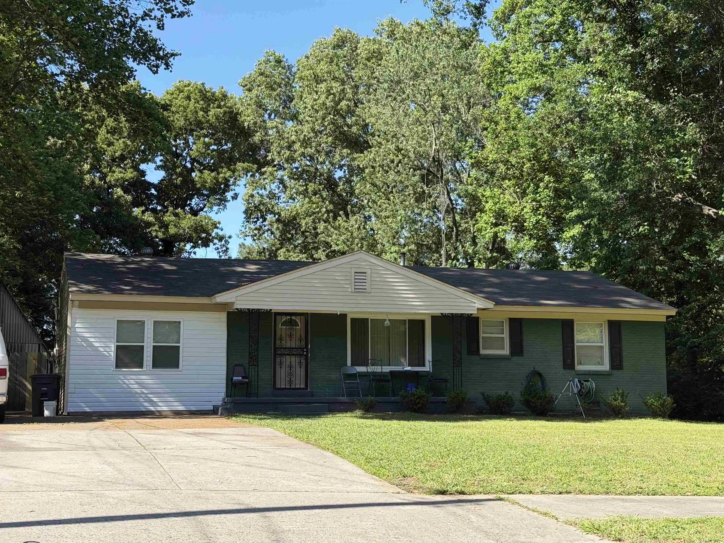 1st image of 4060 Tessland Rd, Memphis, TN 38128 | MLS# 10221164