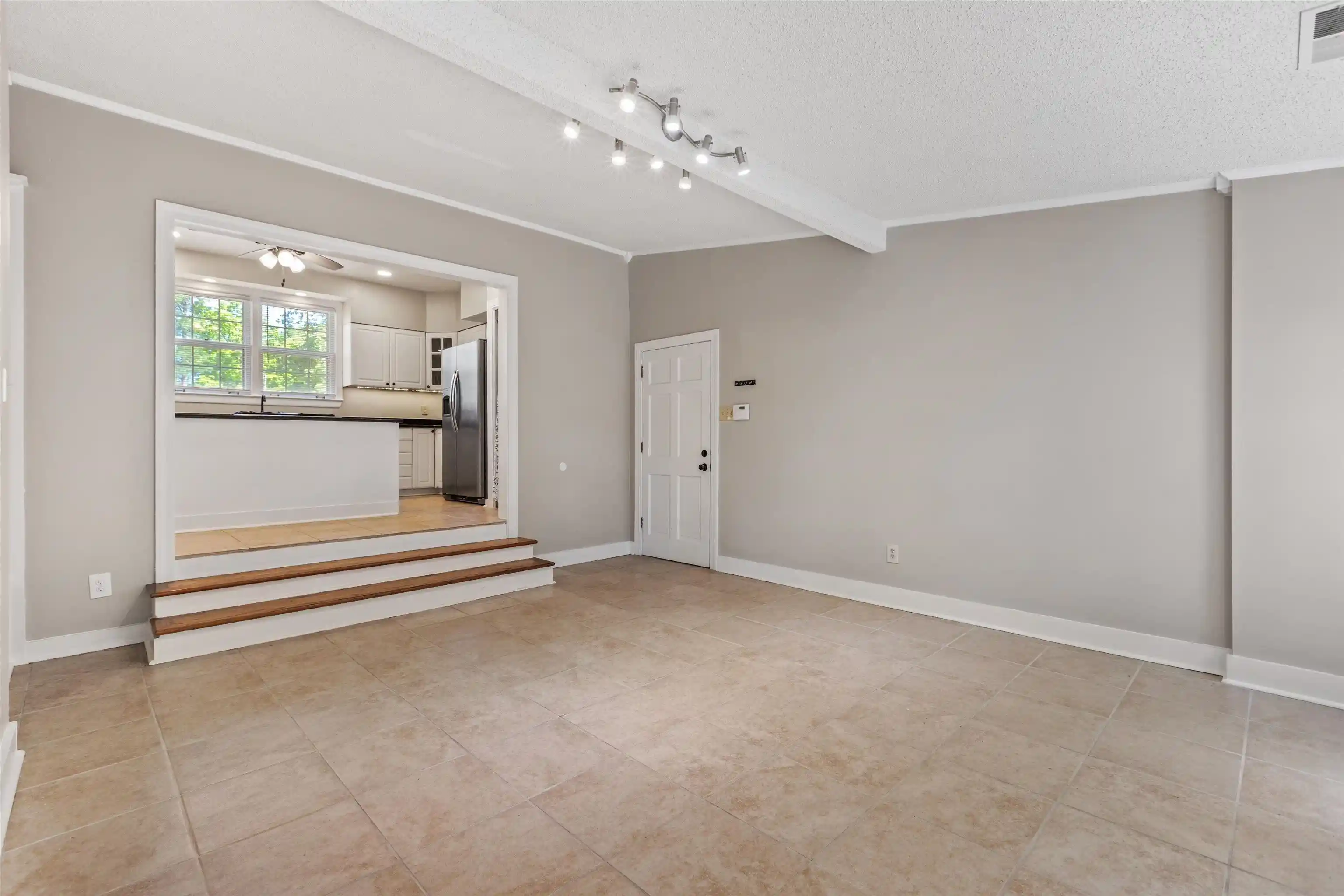 Photo 3 of Single family home for sale at 2149 Rolling Valley Dr, Germantown, TN 38138 | MLS# 10221186 | Listing updated on 2026-08-31