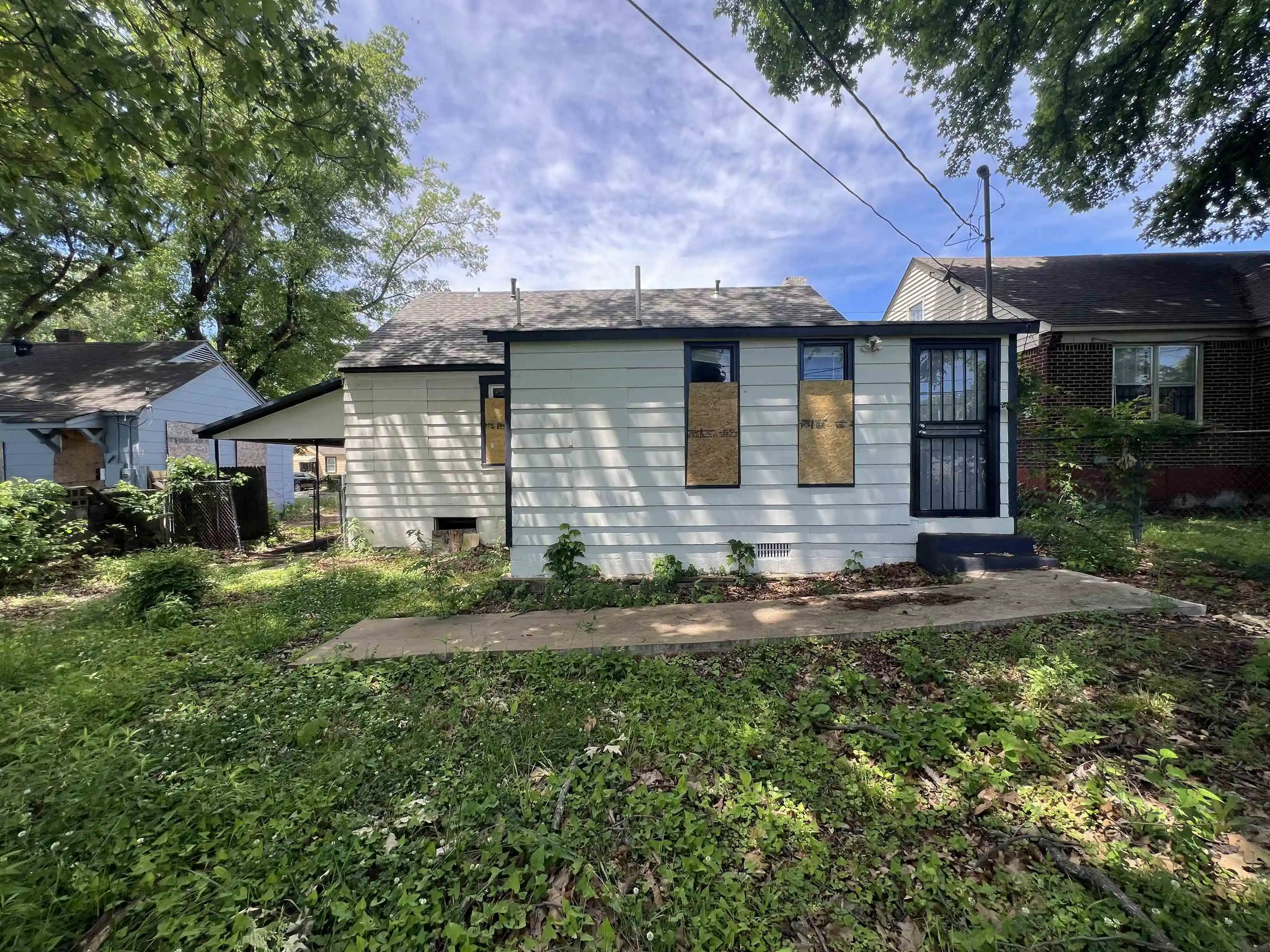 Homes for sale in Memphis, TN | 944 Birch St, Memphis, TN 38108 | MLS# 10221188