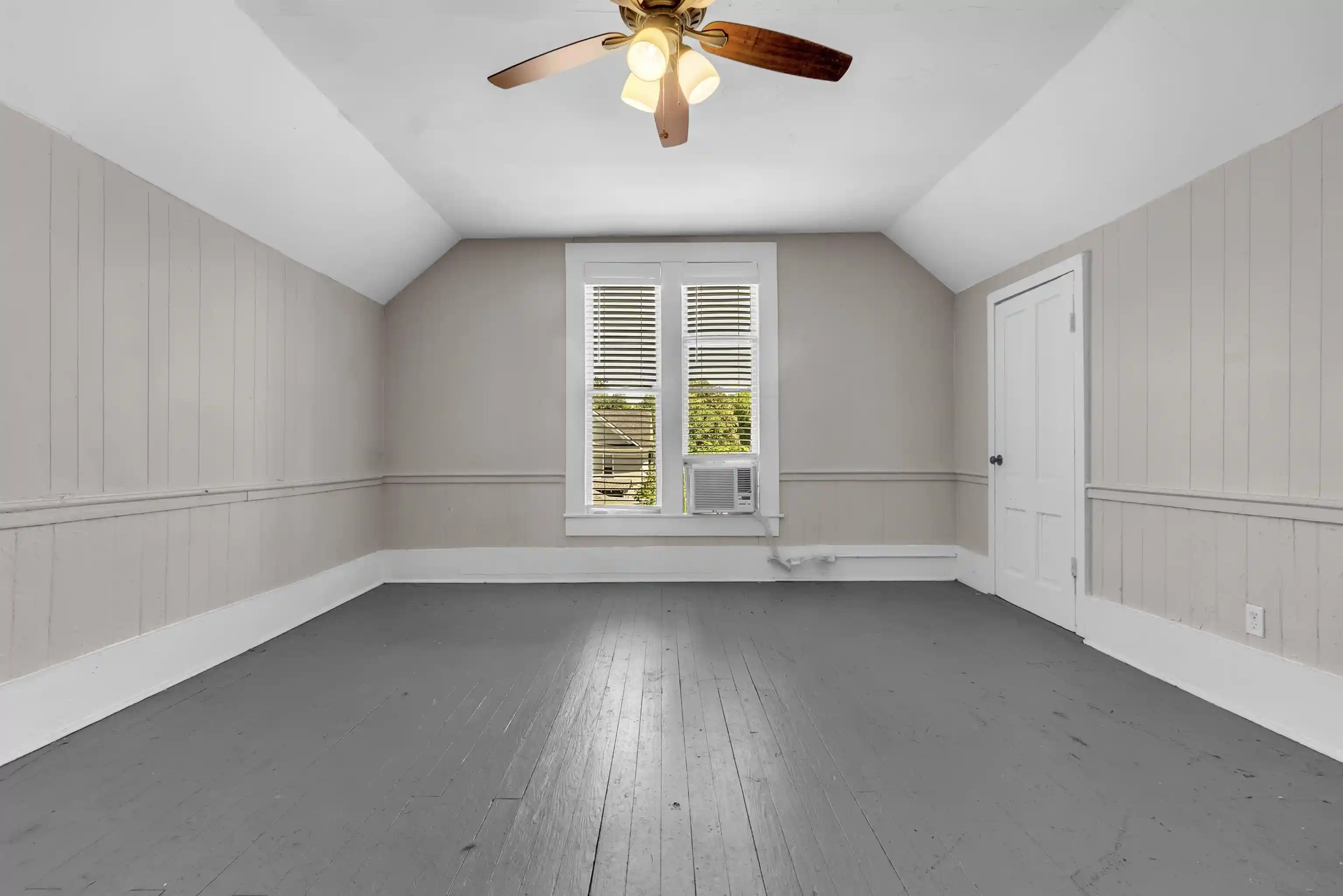 3rd image of 1577 Court Ave, Memphis, TN 38104 | MLS# 10221256