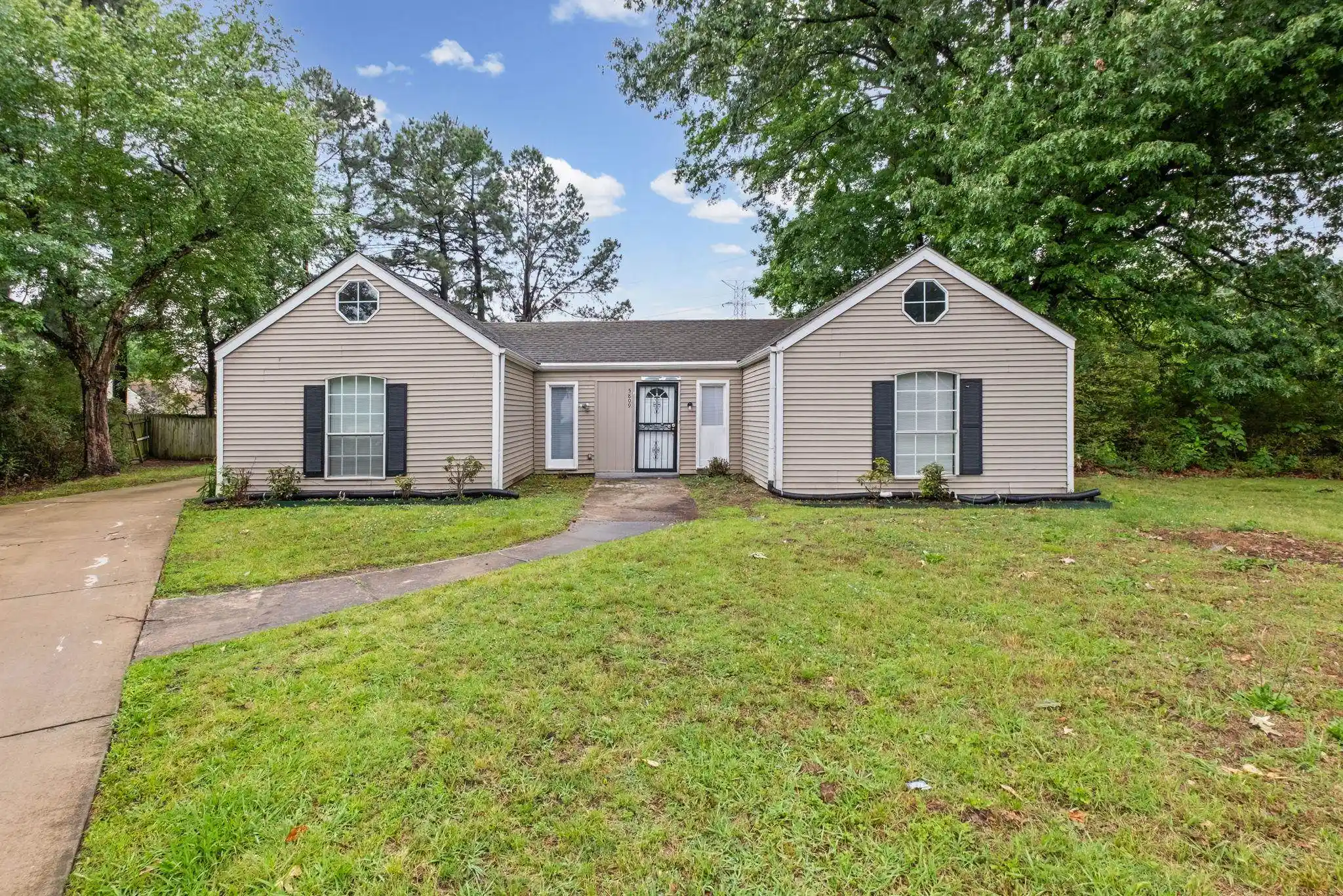 1st image of 5809 Lynnfield Cv, Memphis, TN 38119 | MLS# 10221258