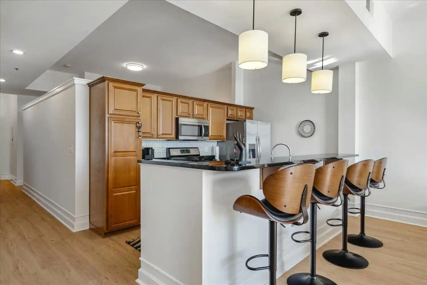 2nd image of 648 S Riverside Dr, Memphis, TN 38103