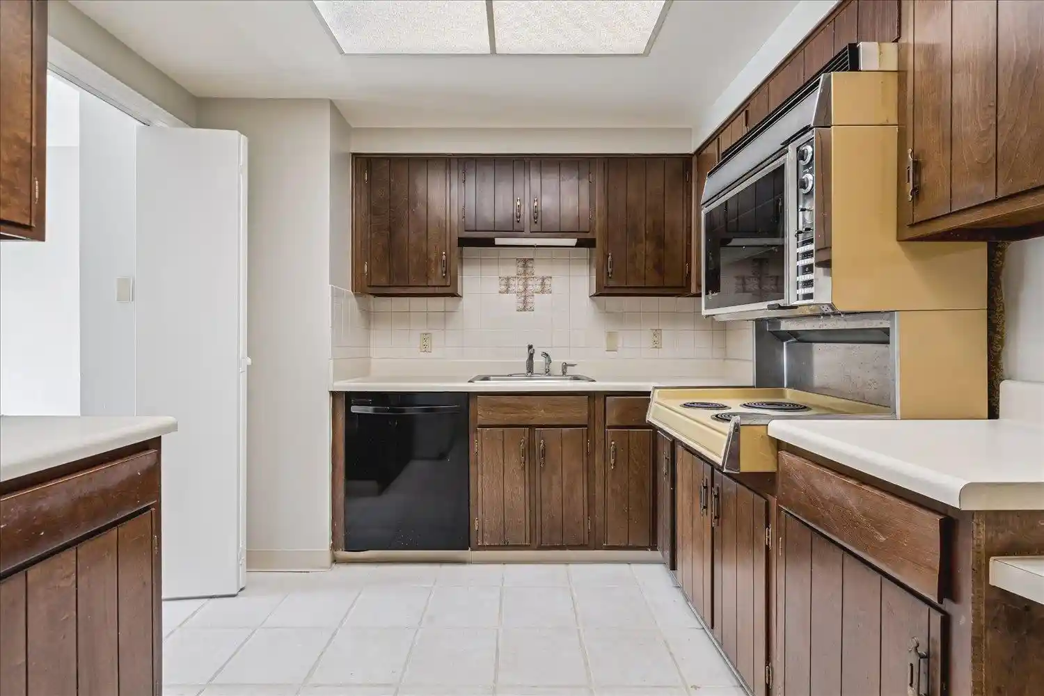 Photo 4 of Sale Pending at 475 N Highland St #2K, Memphis, TN 38122 | MLS# 10221309 | Listing updated on 2026-07-15