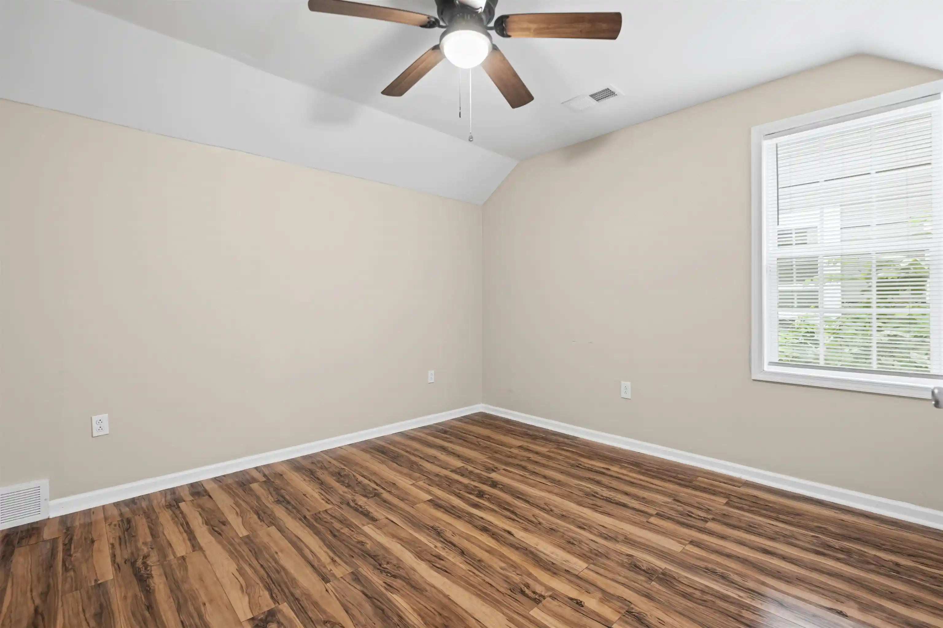 14th image of 3094 Park Ave, Memphis, TN 38111 | MLS# 10221356