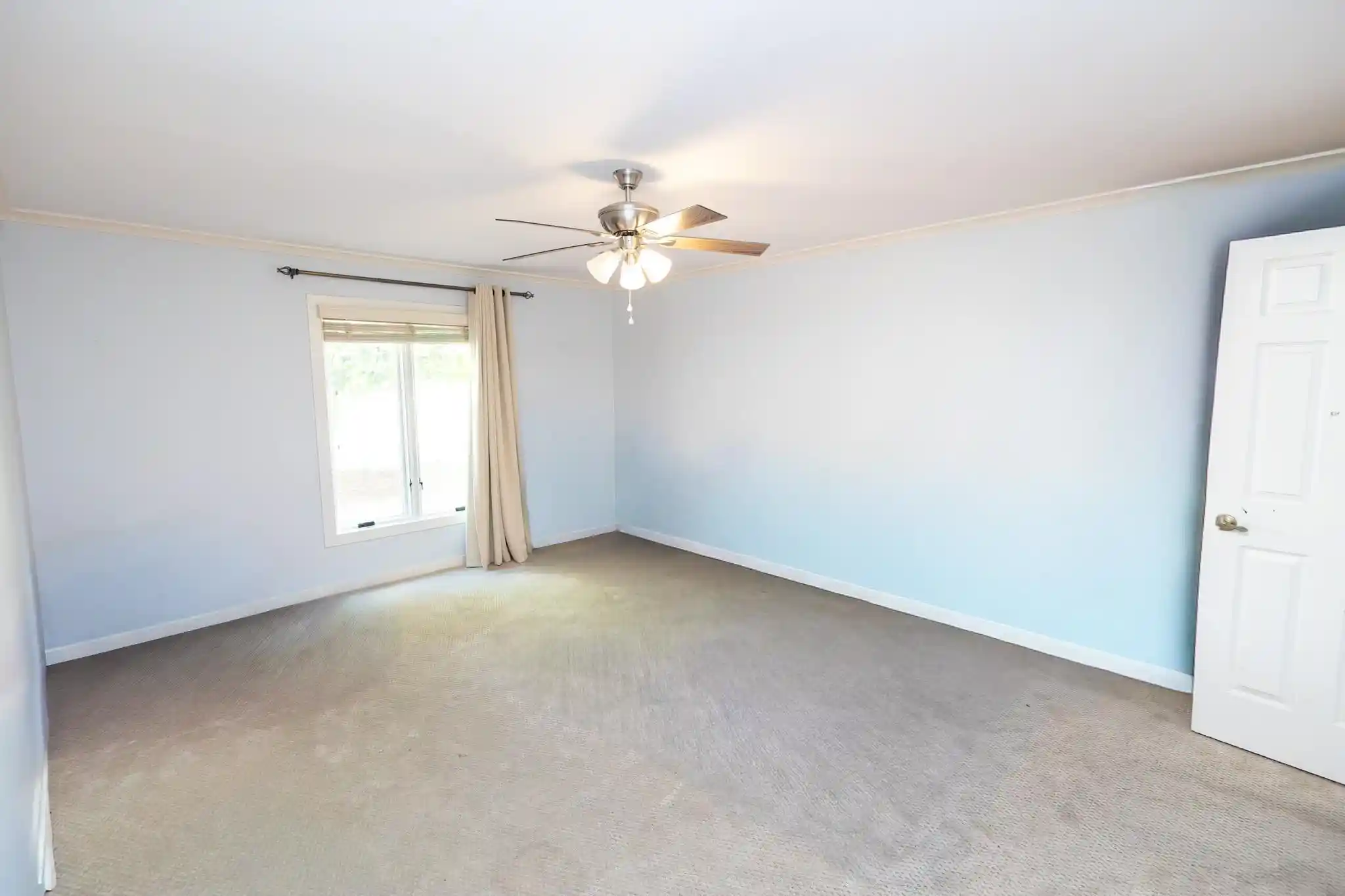 3rd image of 2485 Stratfield Dr St, Germantown, TN 38139 | MLS# 10221430