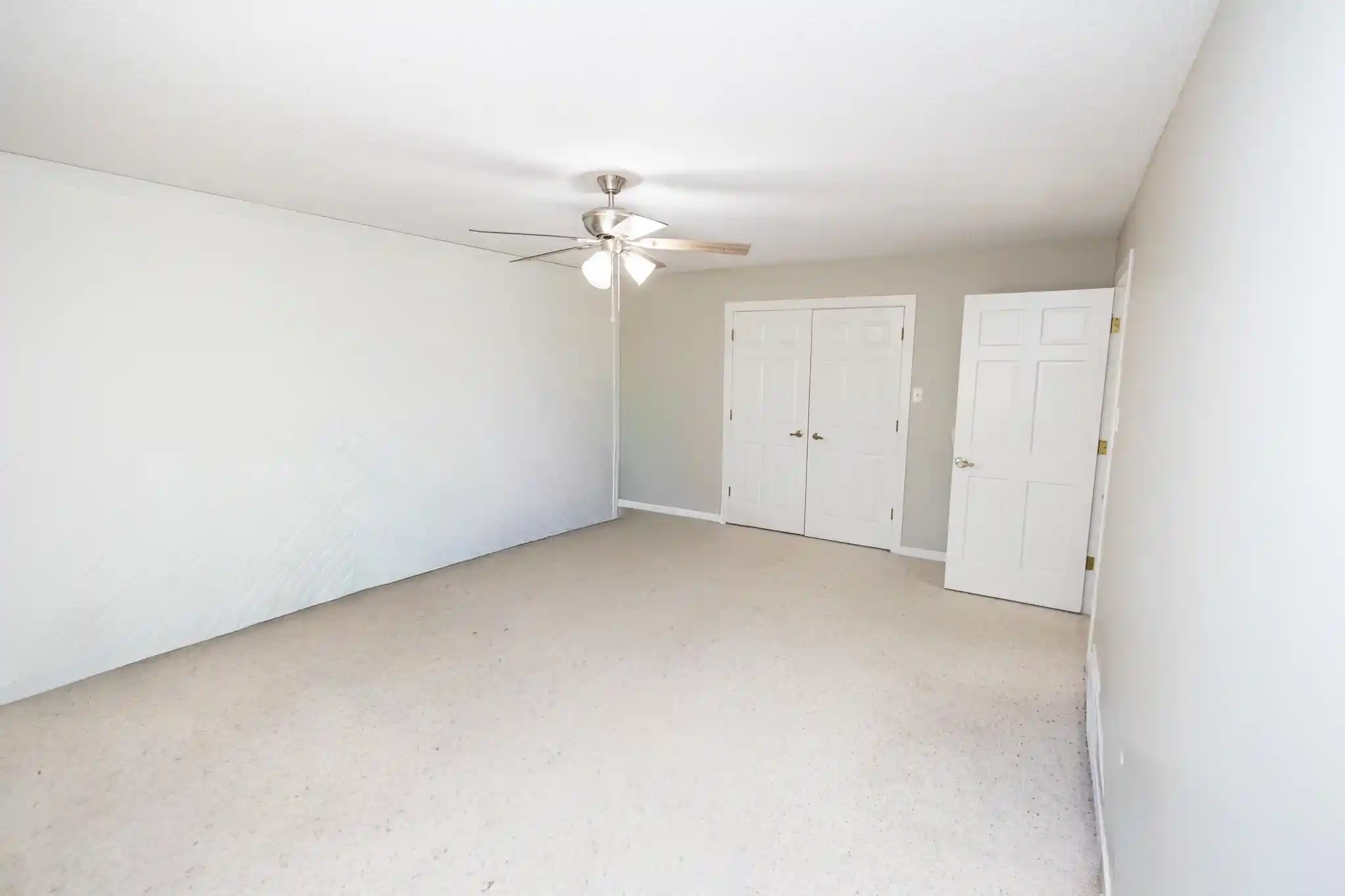 23rd image of 2485 Stratfield Dr St, Germantown, TN 38139 | MLS# 10221430