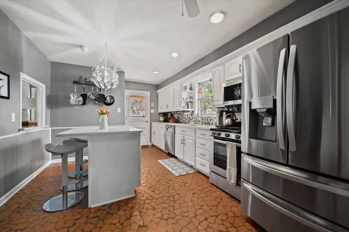 4th image of 1591 Sterling Dr, Memphis, TN 38119 | MLS# 10221432