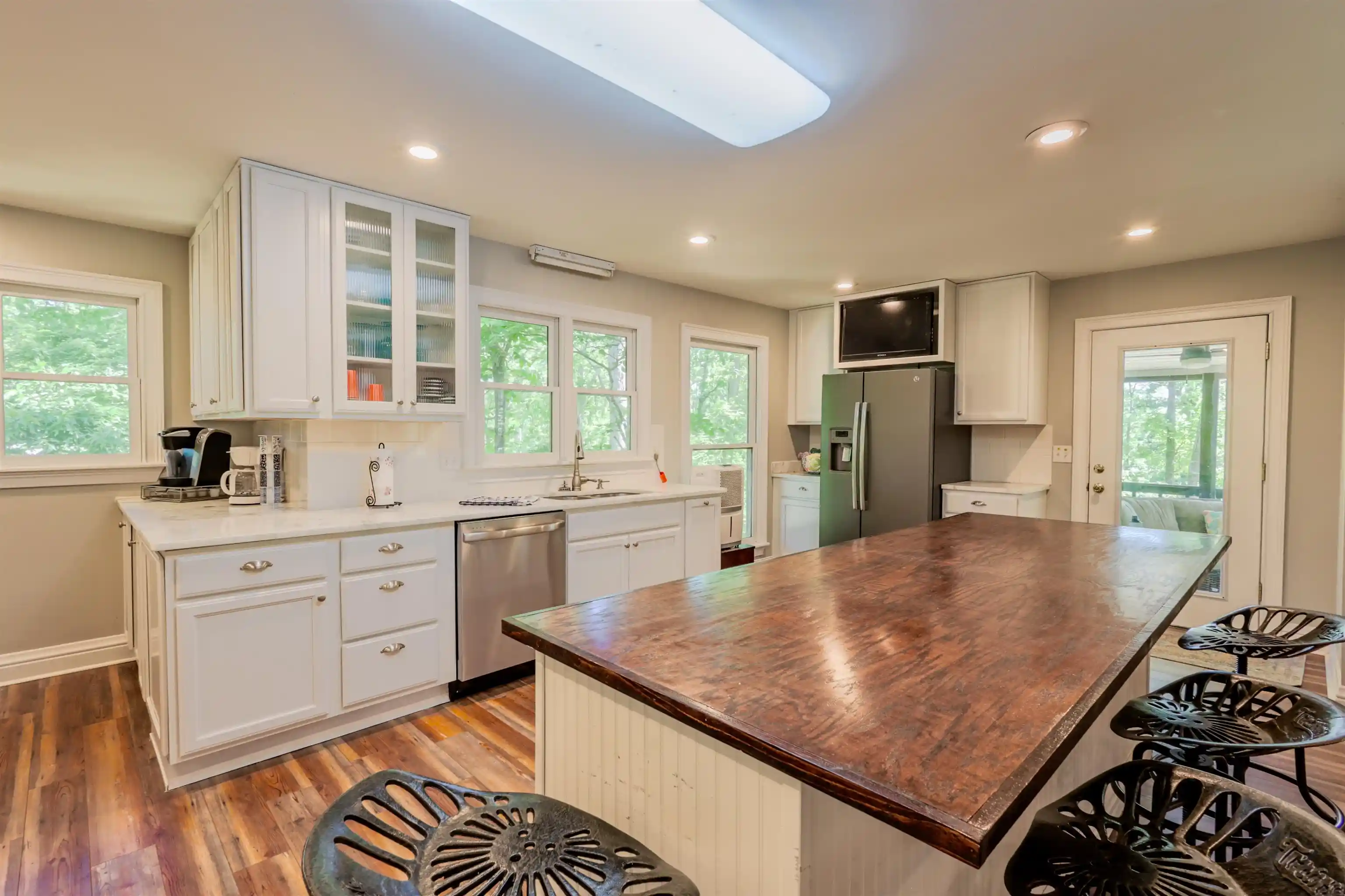 4th image of 380 Yellow Creek Ln, Counce, TN 38326 | MLS# 10221435