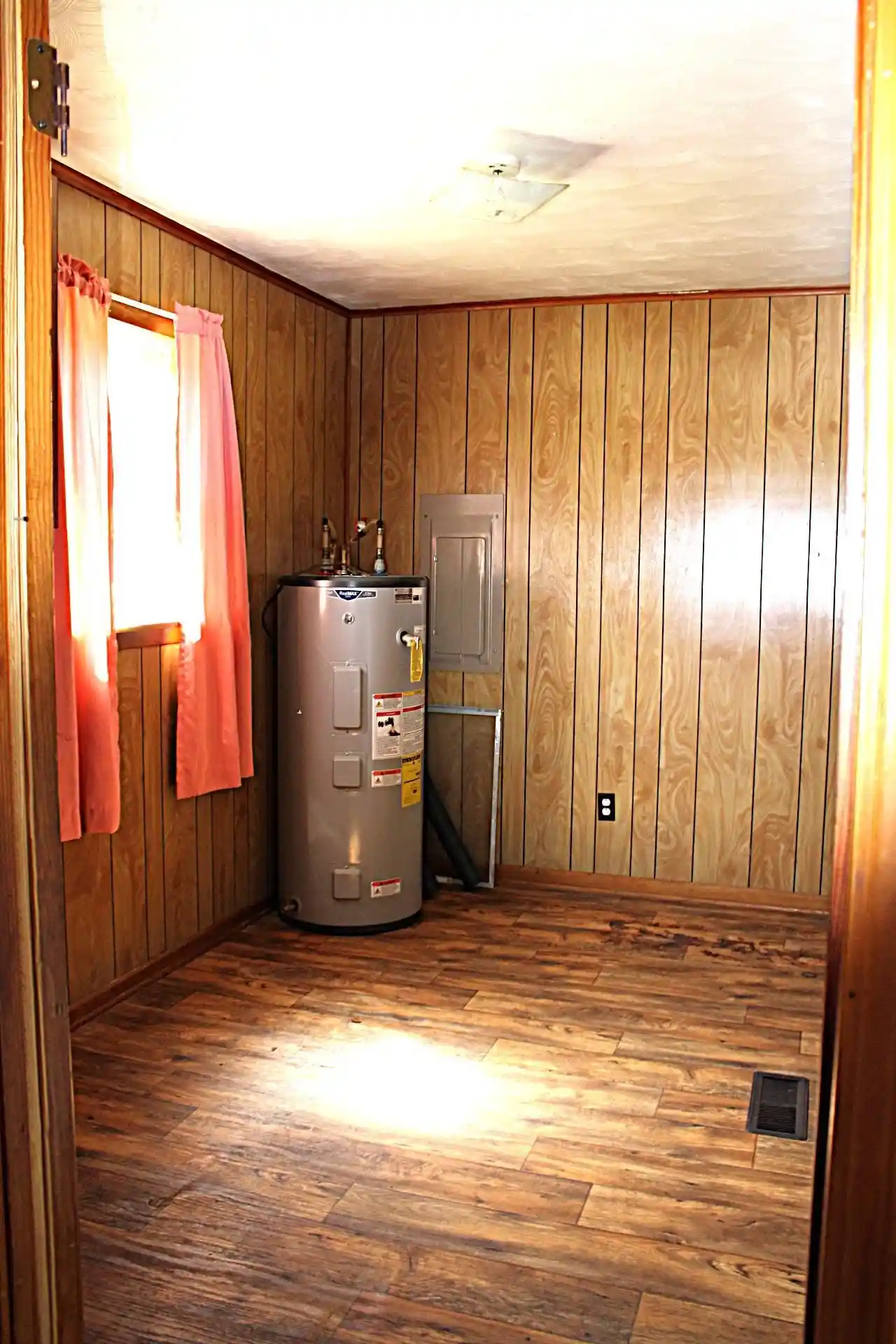 Homes for sale in Ripley, TN | 584 Chisholm Lake Rd, Ripley, TN 38063 | MLS# 10221453