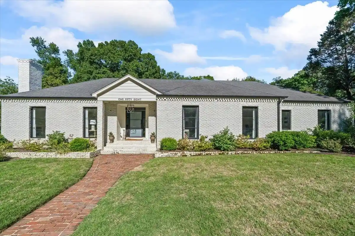 1st image of 158 Grove Park Cir, Memphis, TN 38117 | MLS# 10221484